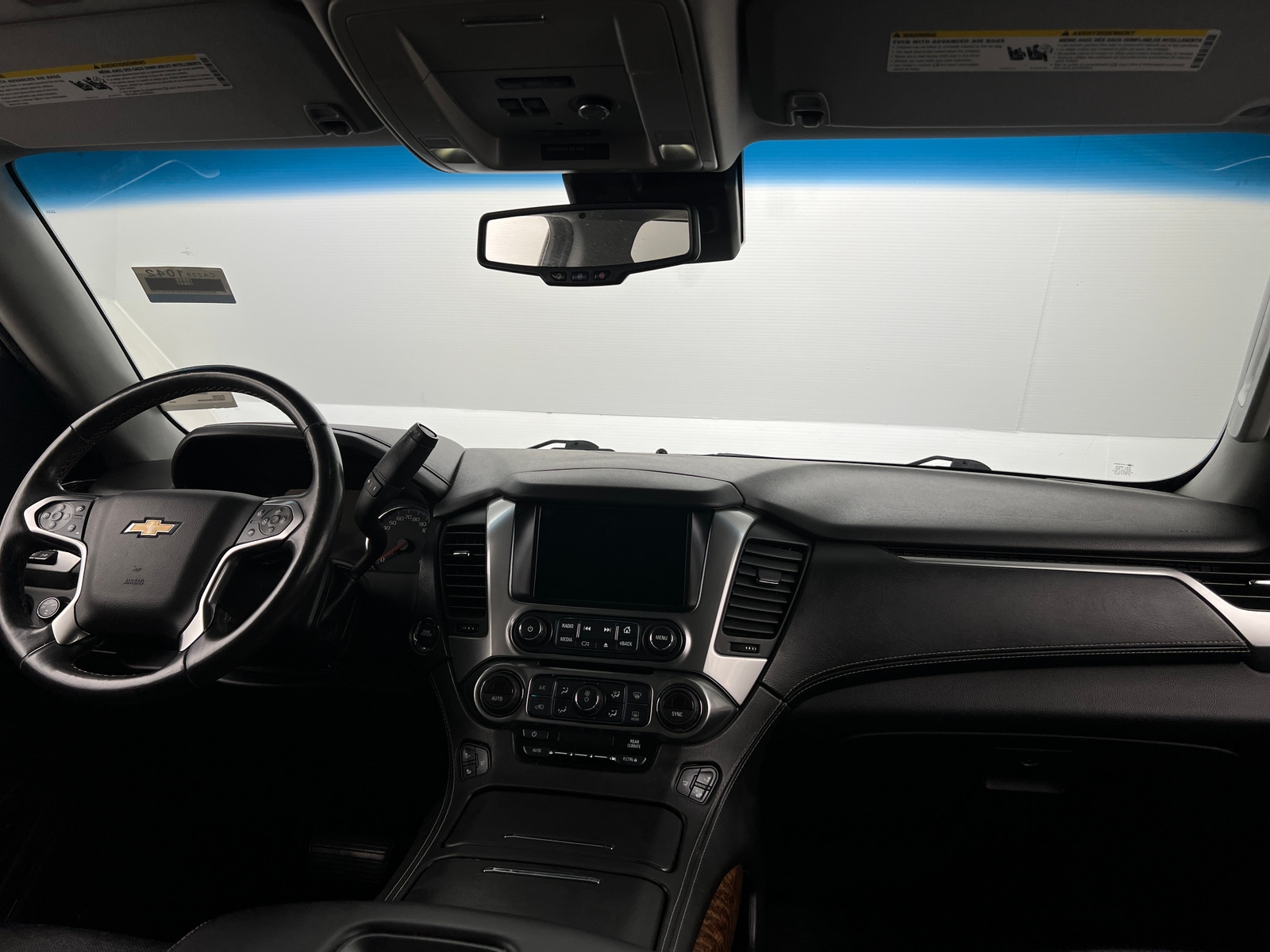 Thumbnail: 2016 Chevrolet Suburban - 2