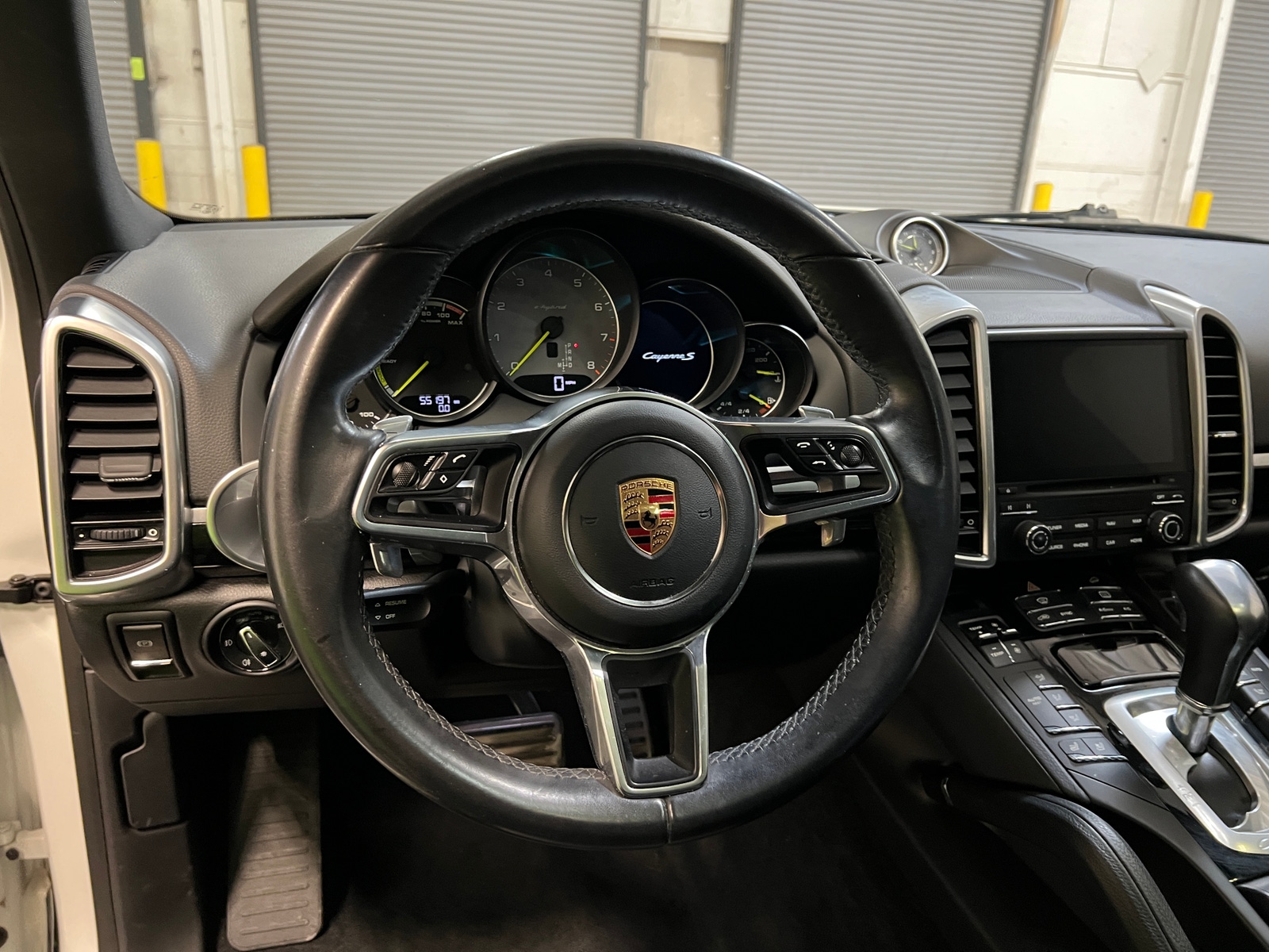 Thumbnail: 2017 Porsche Cayenne - 4
