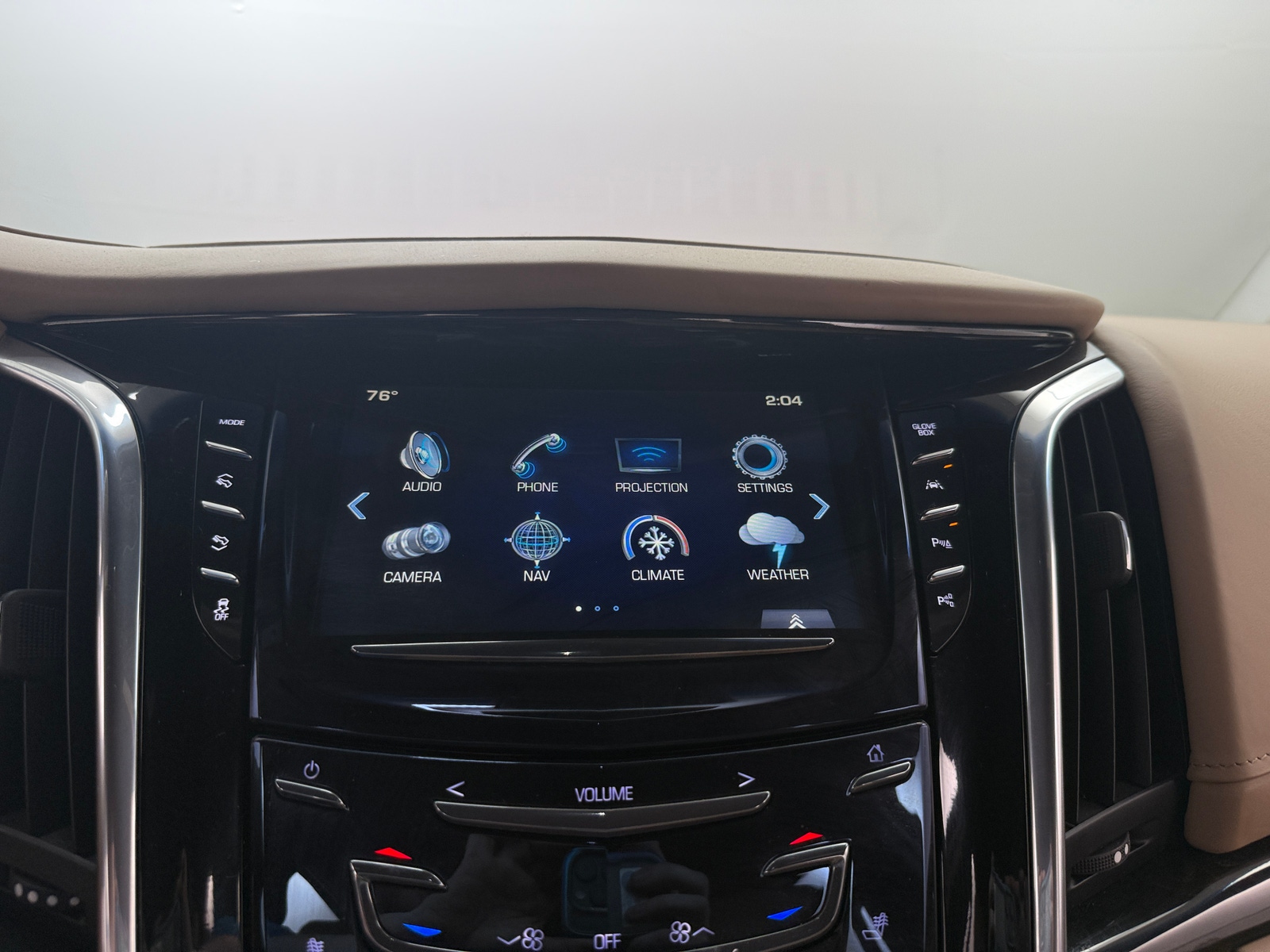 Thumbnail: 2018 Cadillac Escalade - 3