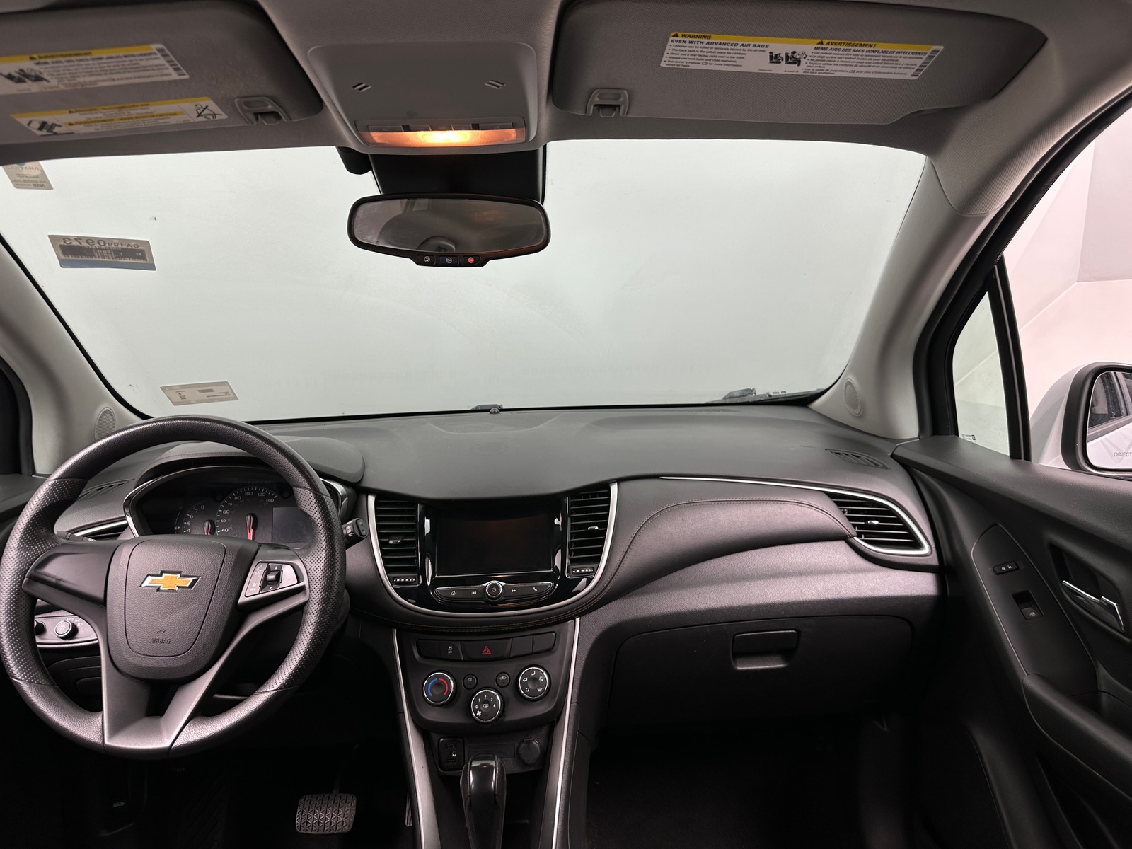 Thumbnail: 2020 Chevrolet Trax - 3