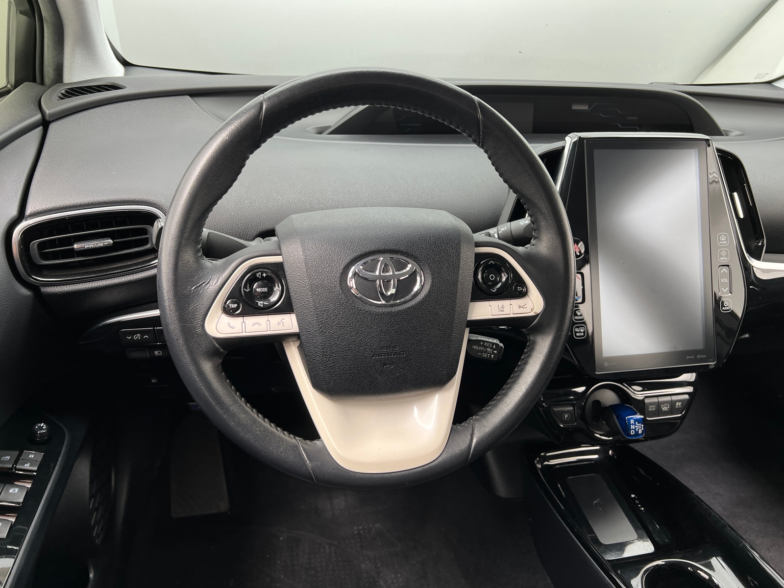 Thumbnail: 2017 Toyota Prius Prime - 4