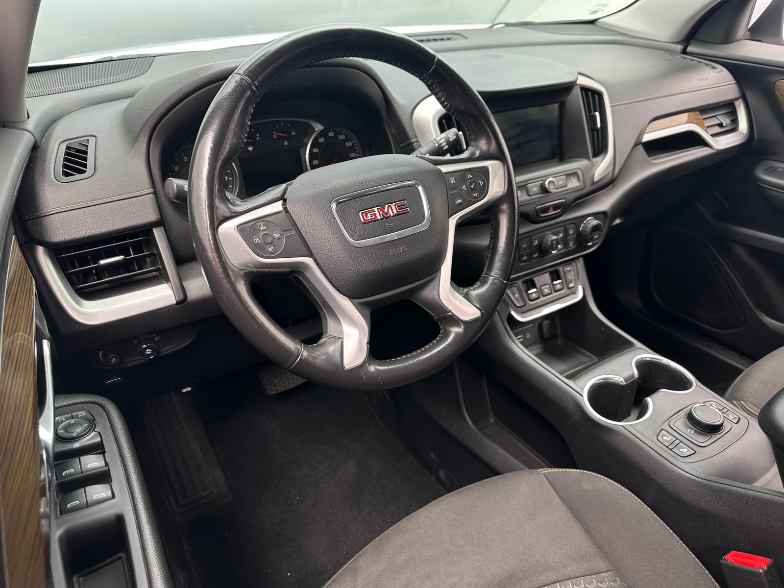Thumbnail: 2019 GMC Terrain - 3