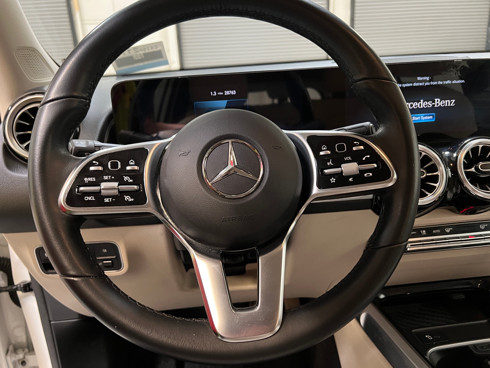 Thumbnail: 2023 Mercedes-Benz EQB - 4