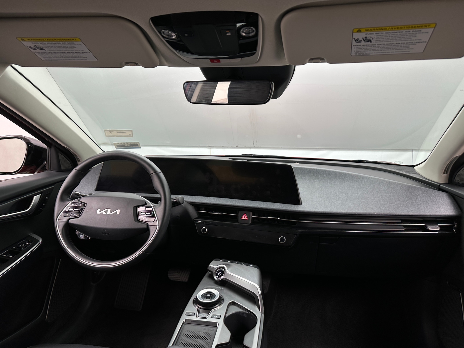 Thumbnail: 2023 Kia EV6 - 2