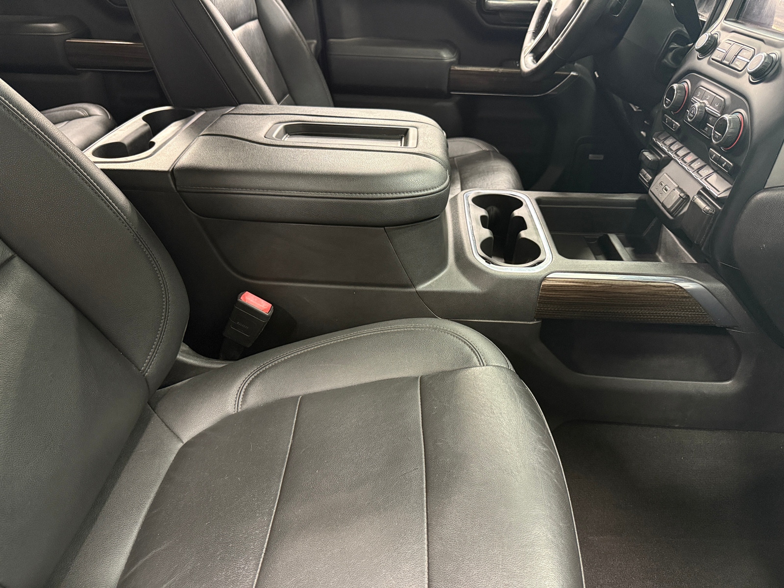 Thumbnail: 2021 Chevrolet Silverado 1500 - 2
