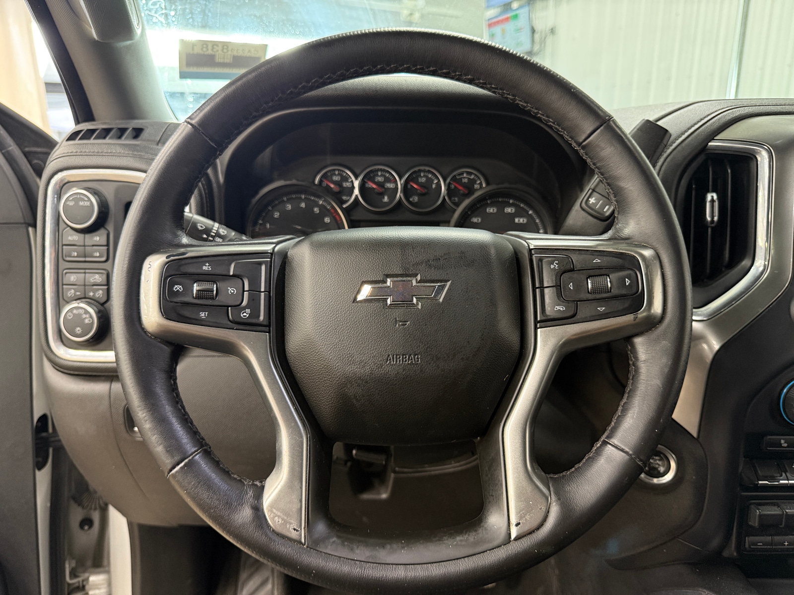 Thumbnail: 2021 Chevrolet Silverado 1500 - 5