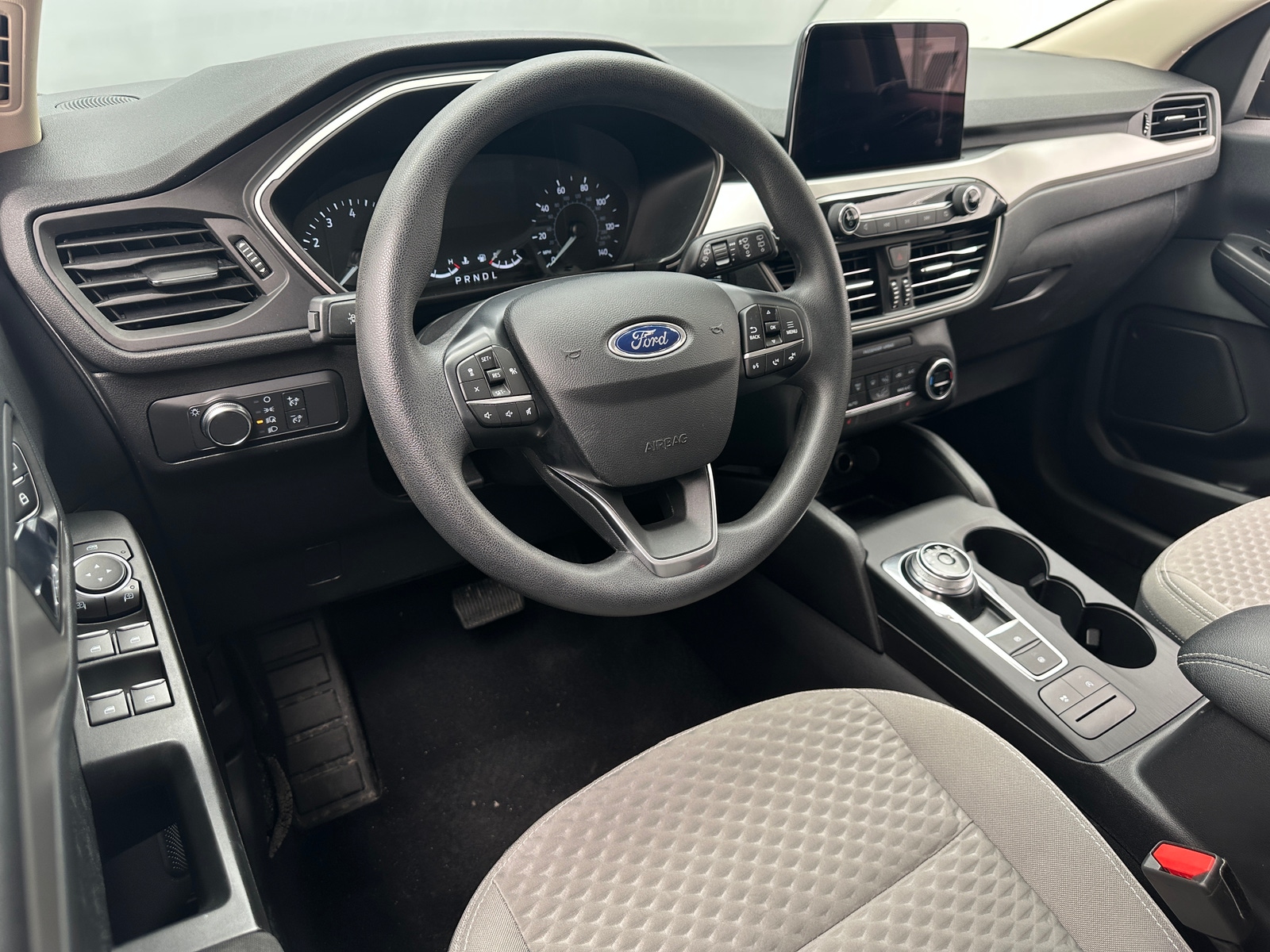 Thumbnail: 2020 Ford Escape - 3