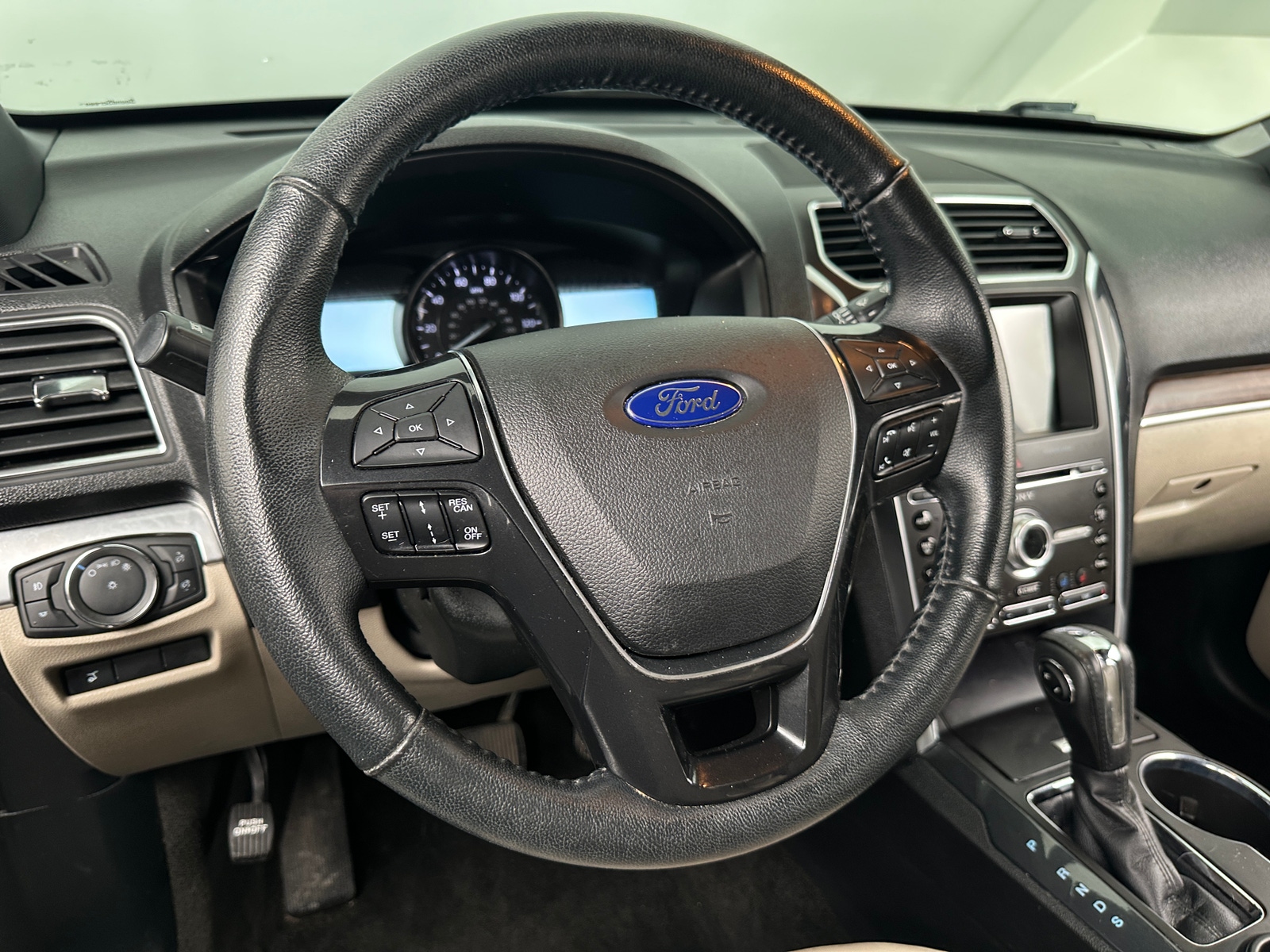 Thumbnail: 2018 Ford Explorer - 4