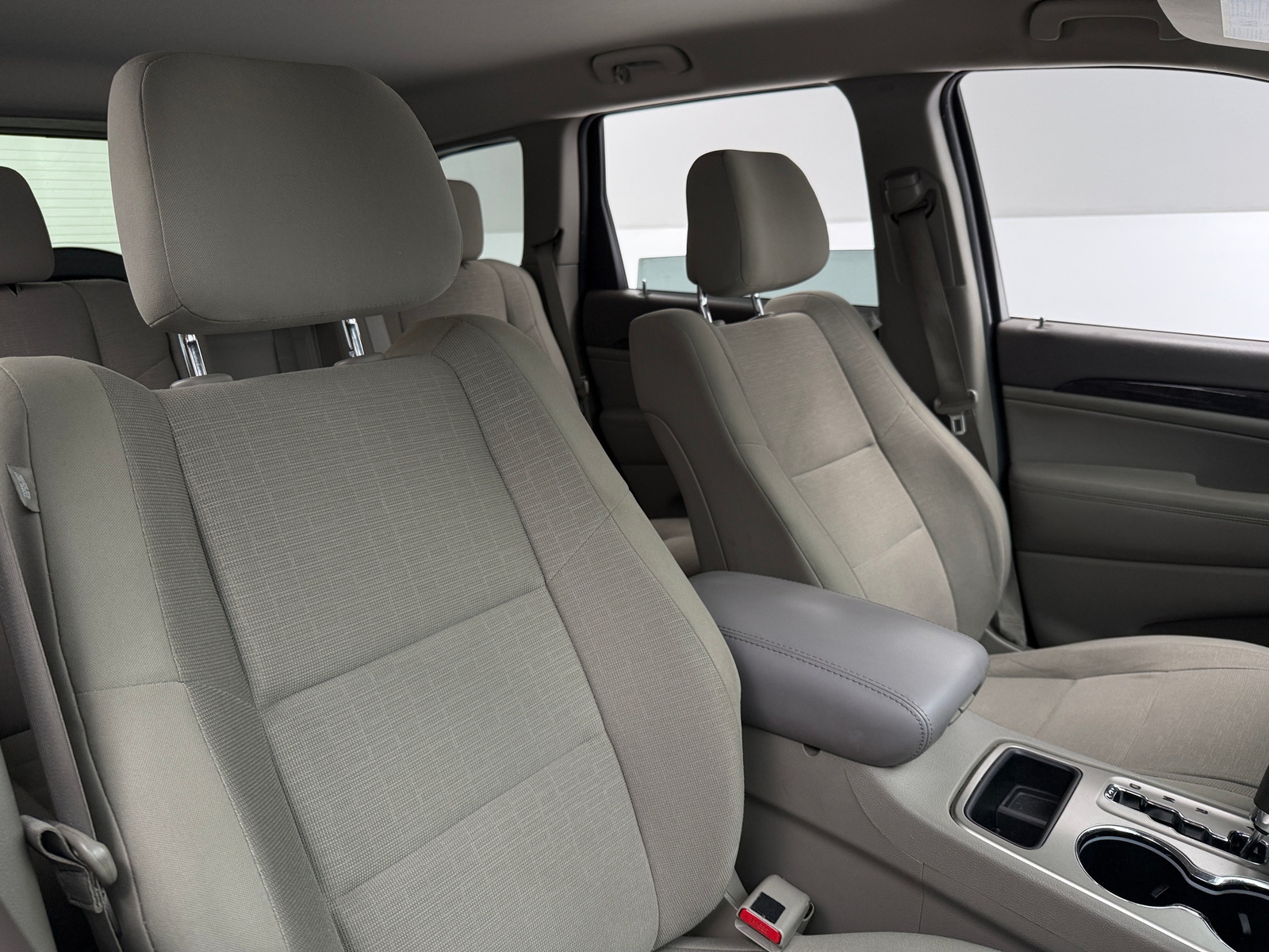 Thumbnail: 2012 Jeep Grand Cherokee - 2