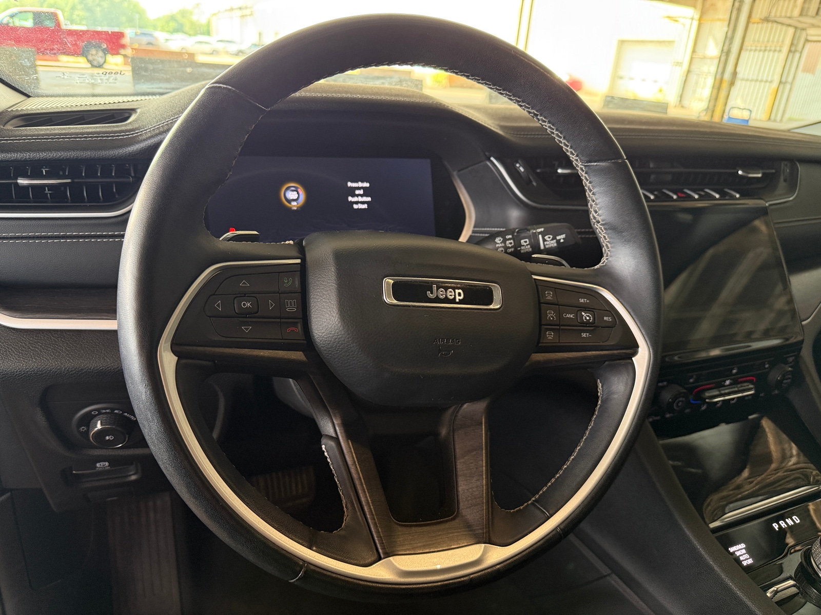 Thumbnail: 2022 Jeep Grand Cherokee L - 4