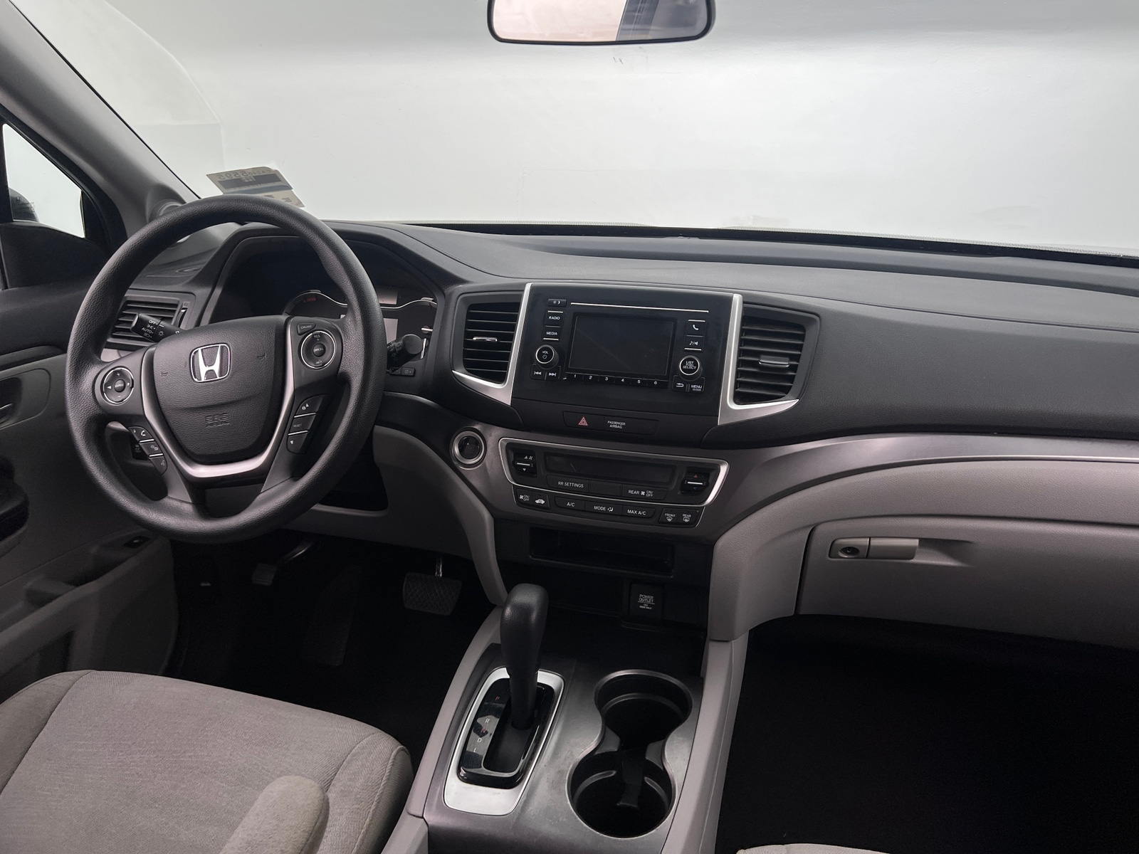 Thumbnail: 2018 Honda Pilot - 3