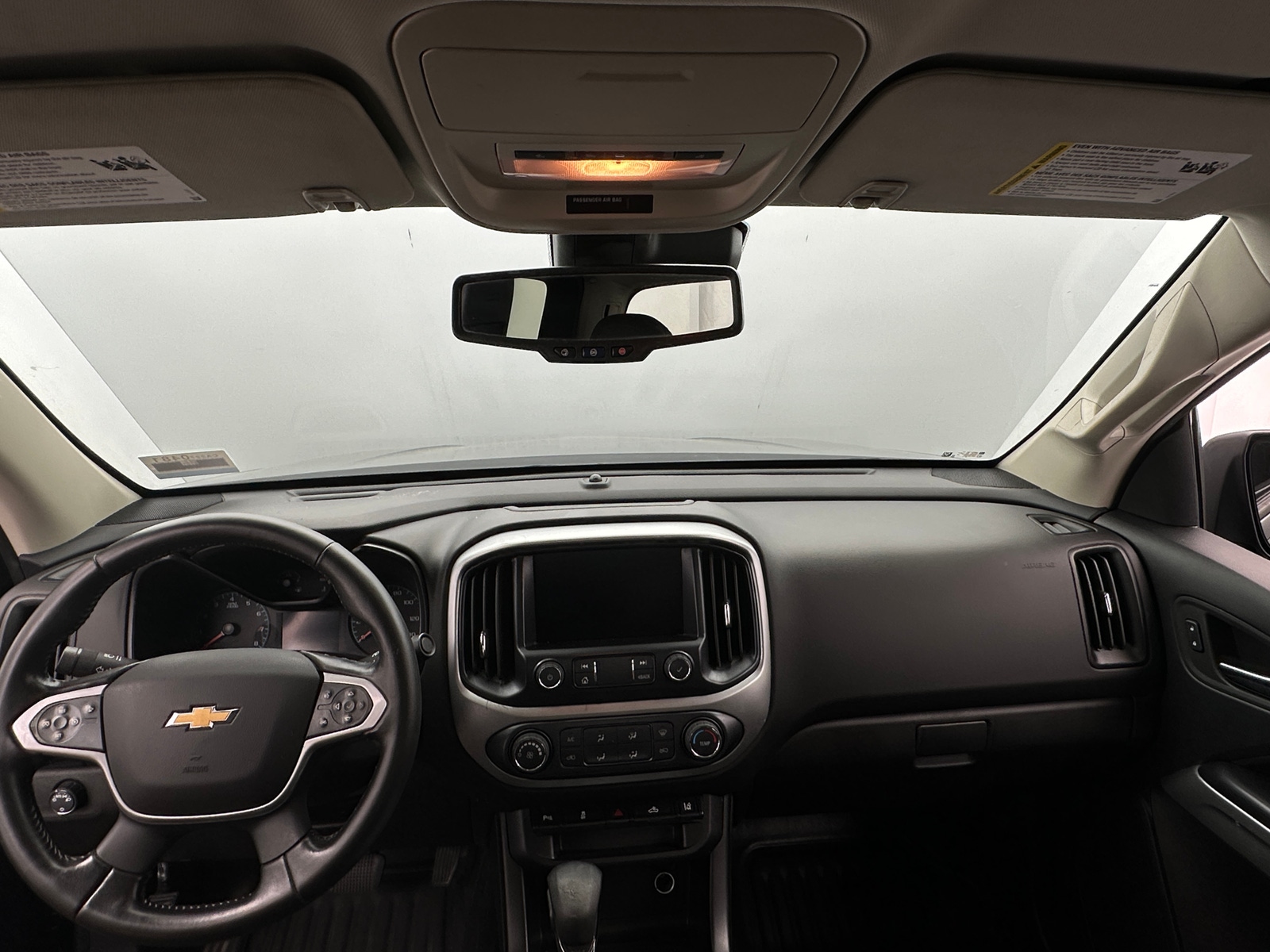 Thumbnail: 2022 Chevrolet Colorado - 3
