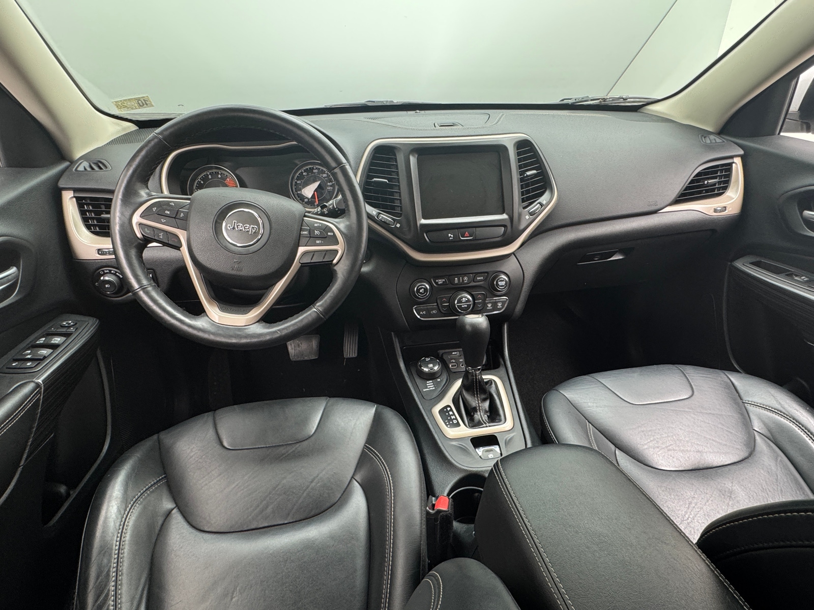 Thumbnail: 2016 Jeep Cherokee - 2