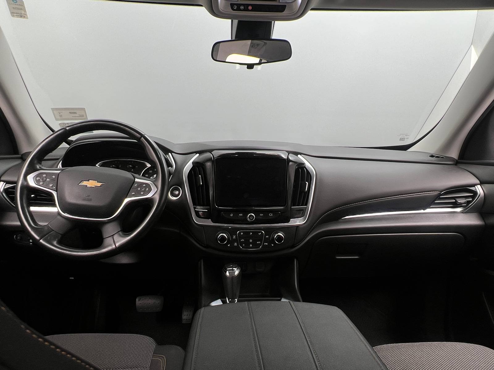 Thumbnail: 2020 Chevrolet Traverse - 3