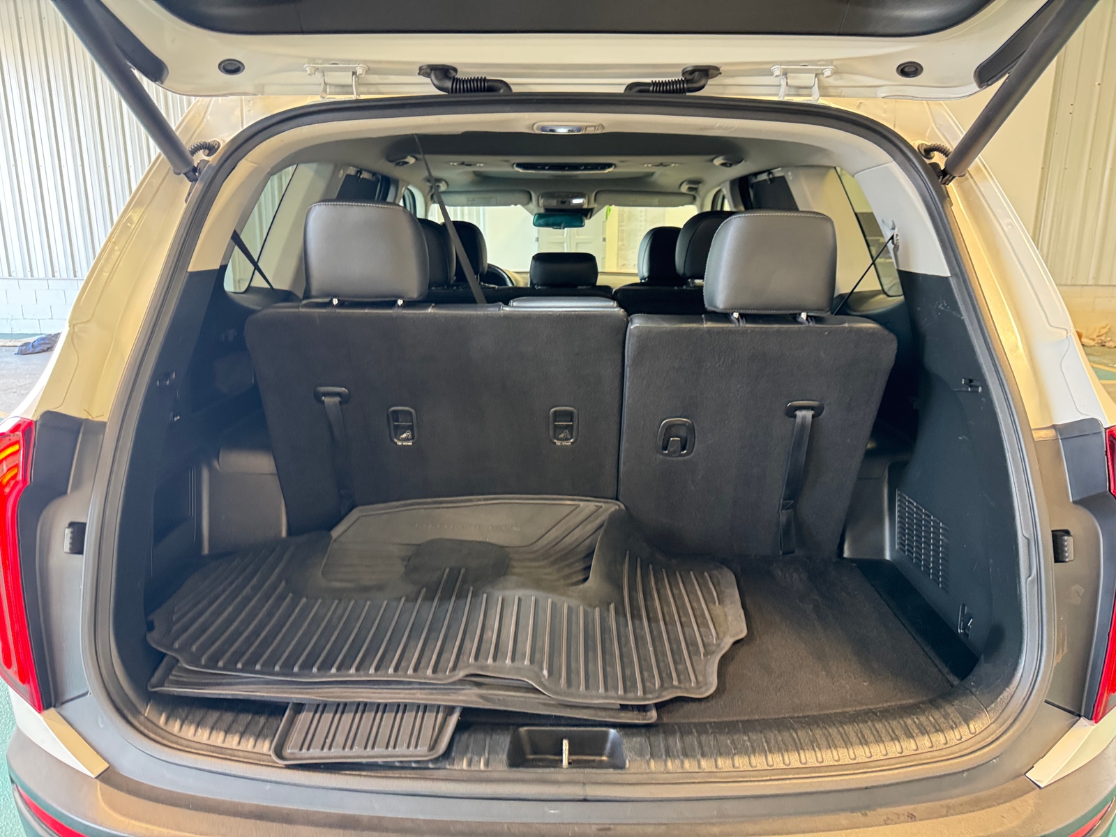 Thumbnail: 2021 Kia Telluride - 6