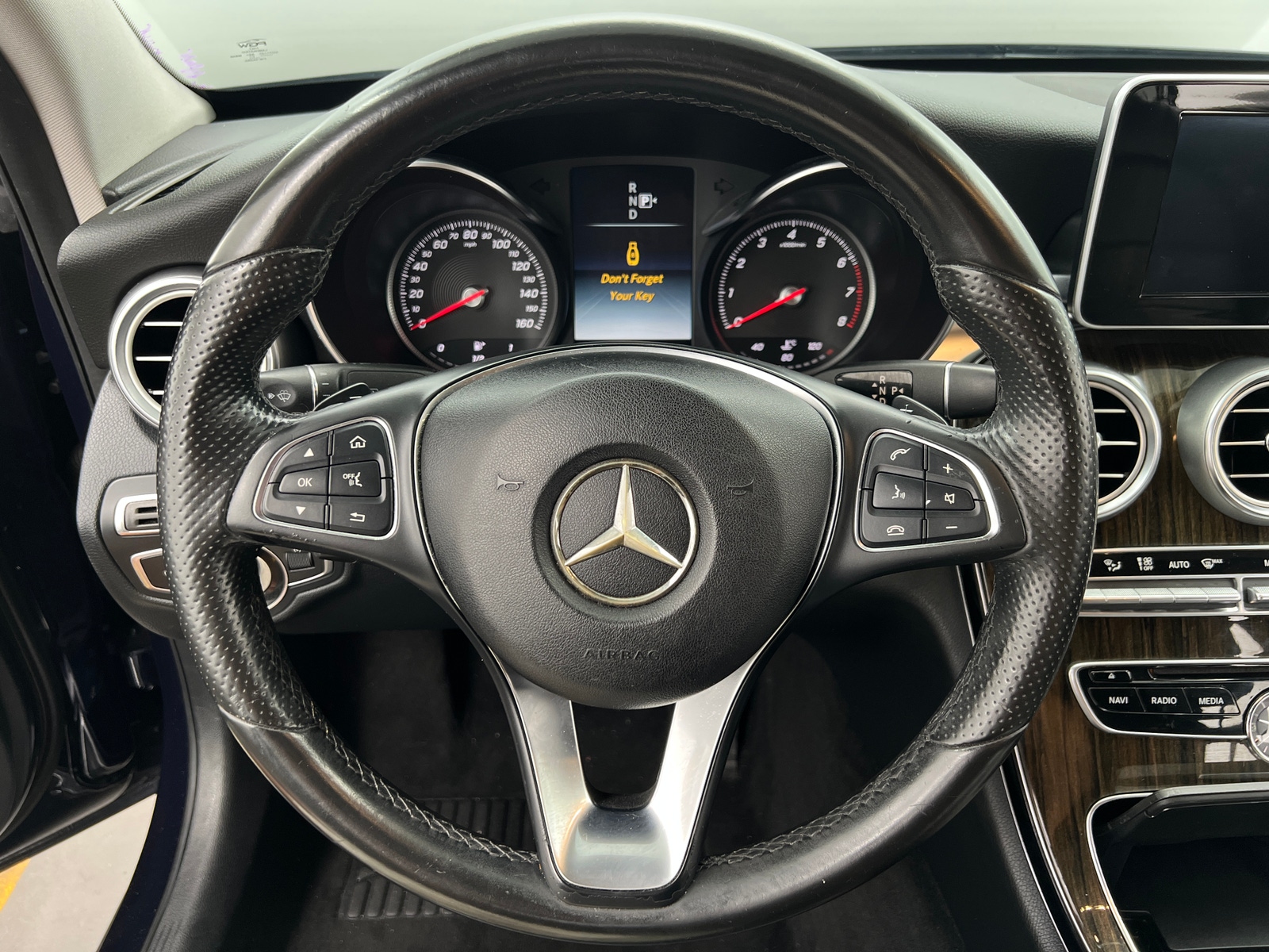 Thumbnail: 2015 Mercedes-Benz C-Class - 4
