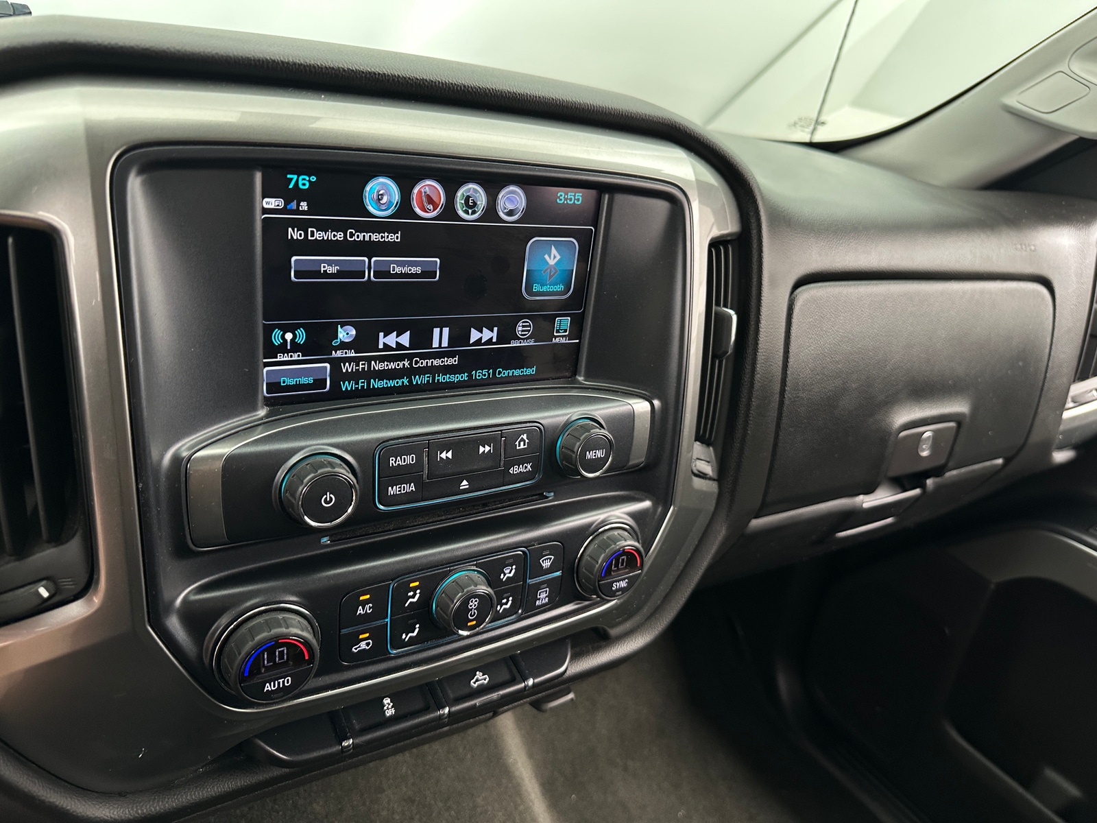 Thumbnail: 2018 Chevrolet Silverado 1500 - 4