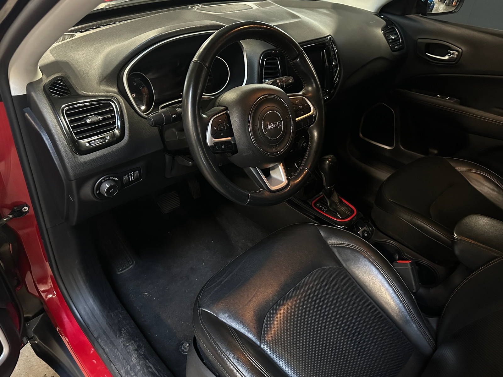 Thumbnail: 2019 Jeep Compass - 2