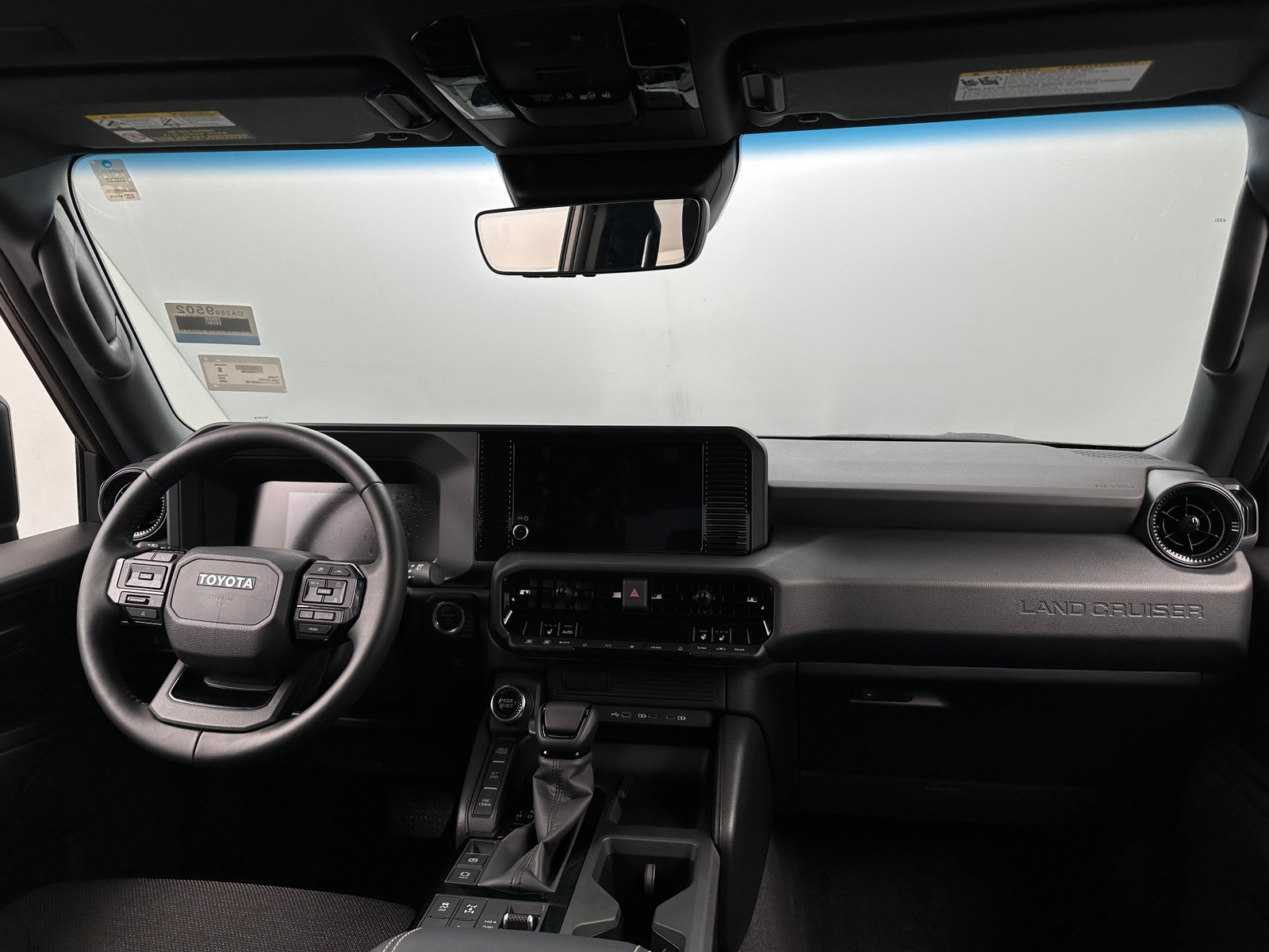 Thumbnail: 2025 Toyota Land Cruiser - 3
