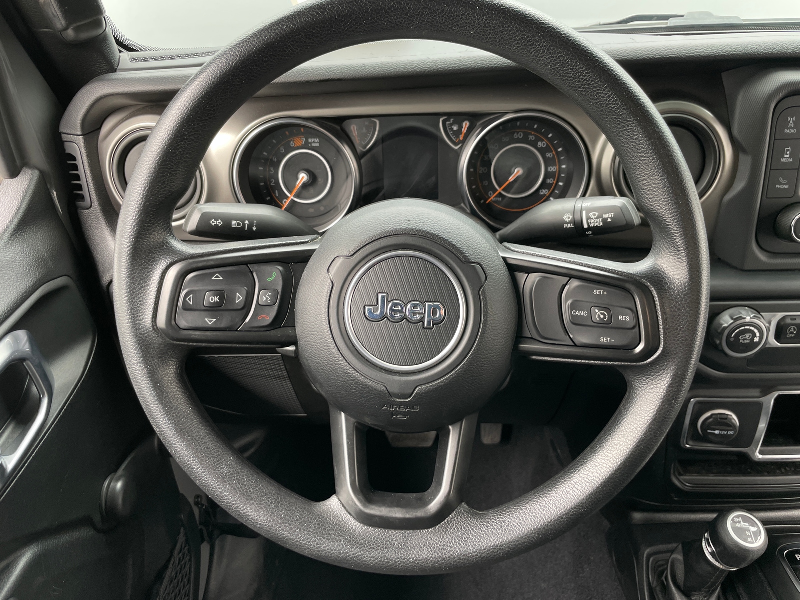 Thumbnail: 2021 Jeep Wrangler - 5