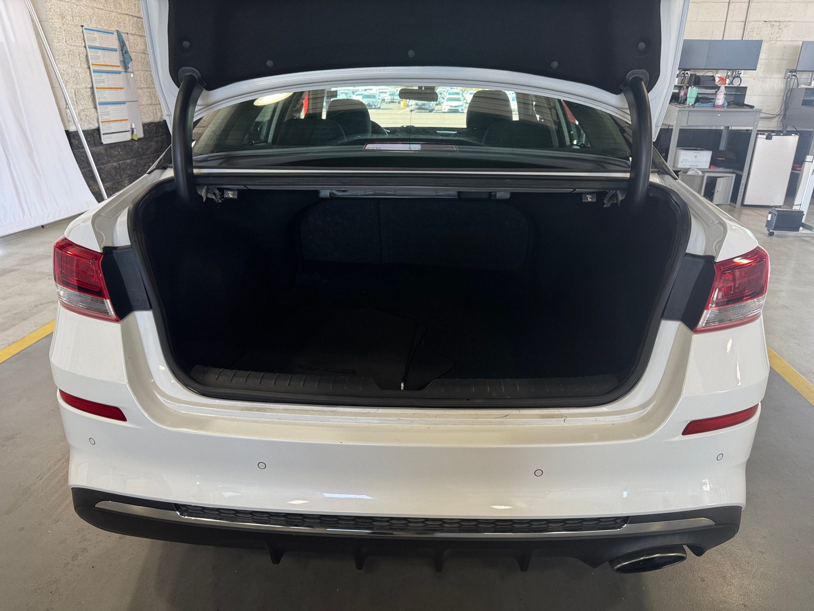 Thumbnail: 2019 Kia Optima - 7