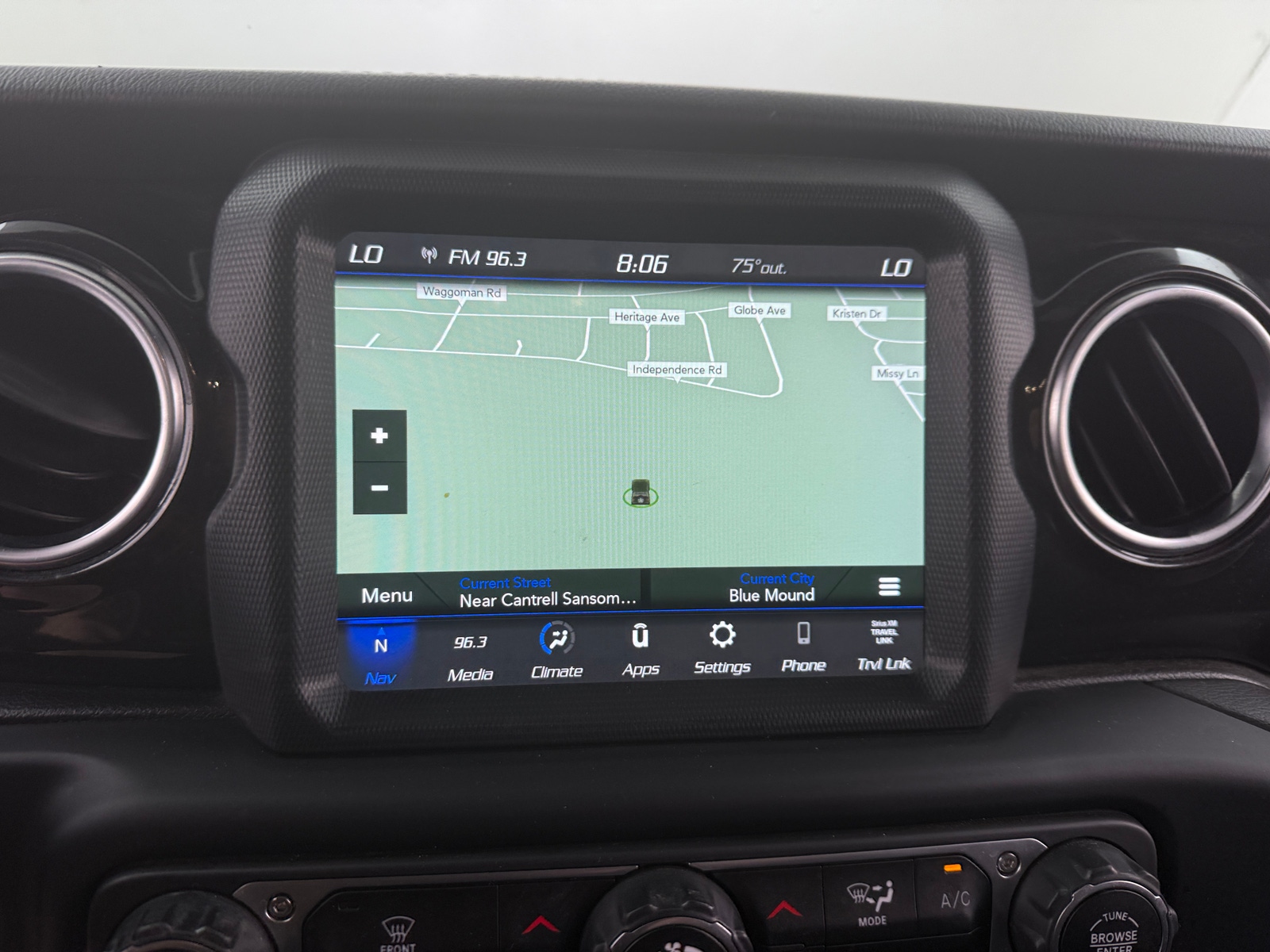 Thumbnail: 2020 Jeep Wrangler - 3