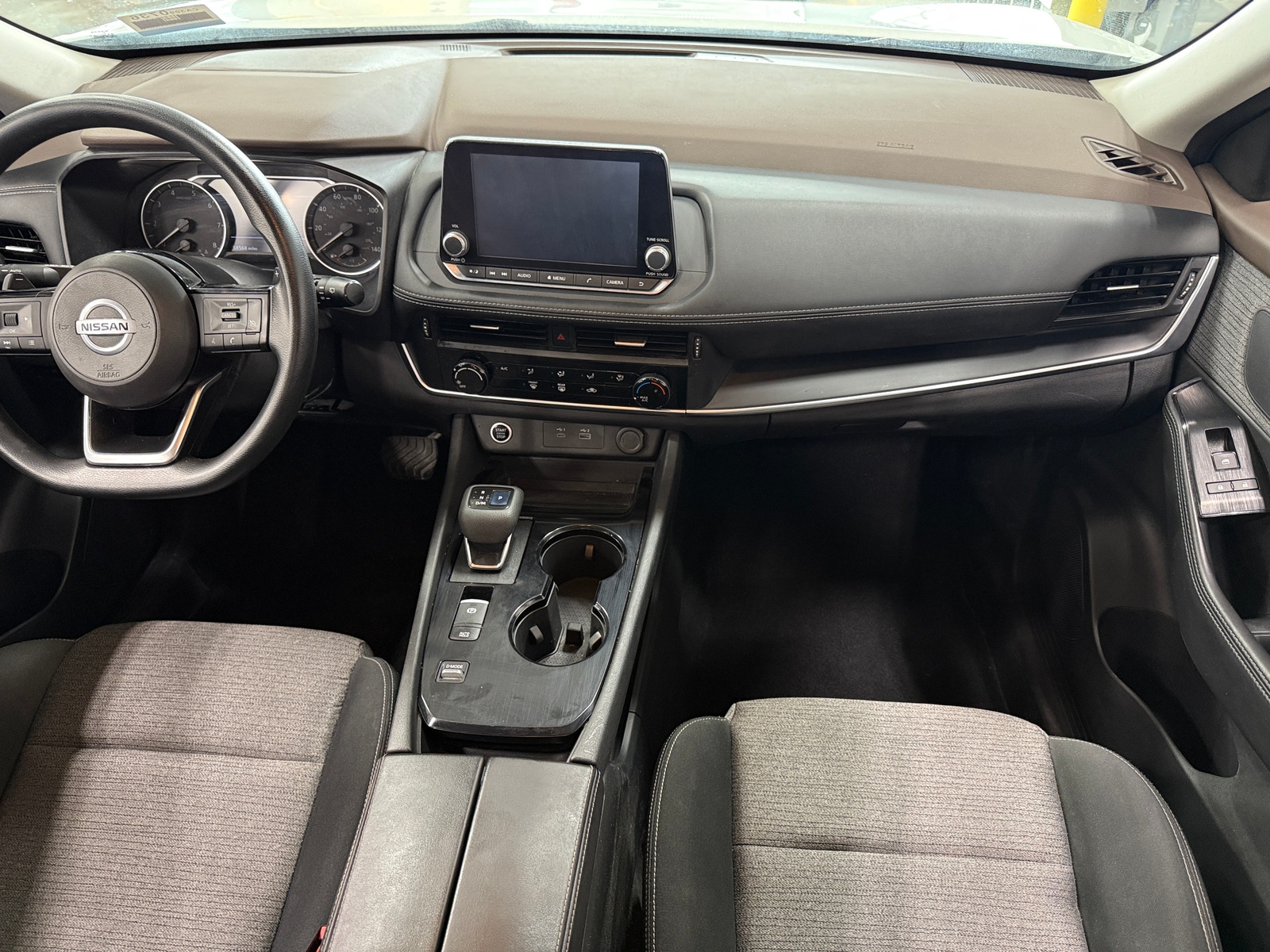 Thumbnail: 2021 Nissan Rogue - 3