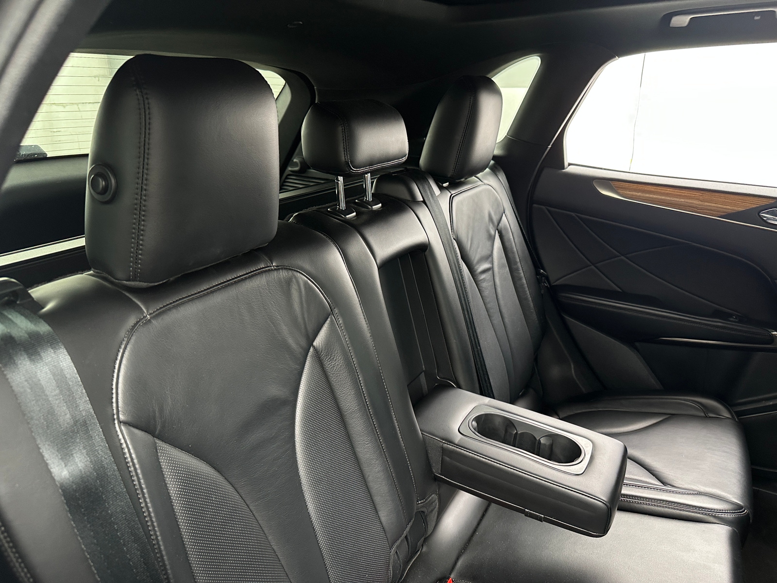 Thumbnail: 2016 Lincoln MKC - 5
