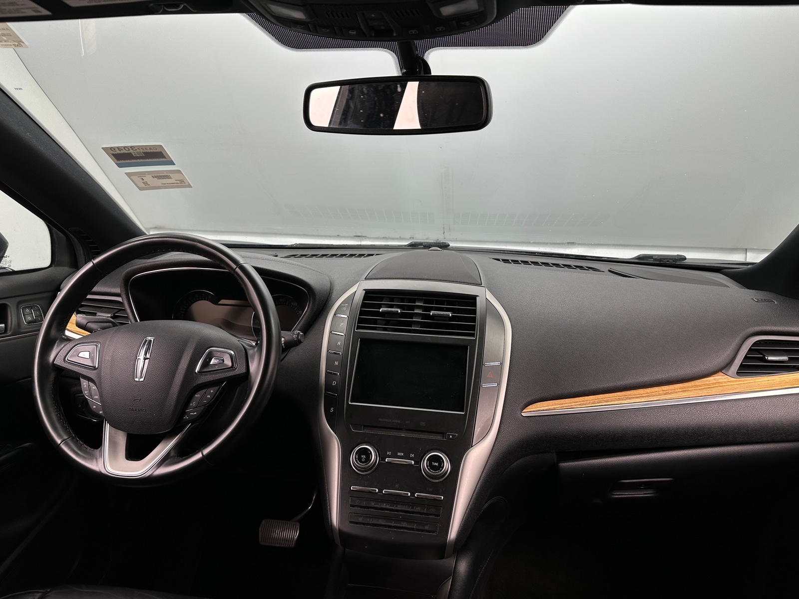 Thumbnail: 2016 Lincoln MKC - 2