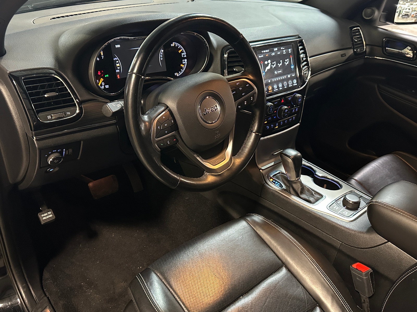 Thumbnail: 2021 Jeep Grand Cherokee - 2
