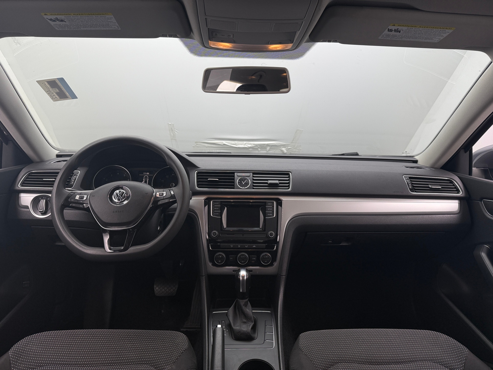 Thumbnail: 2017 Volkswagen Passat - 3