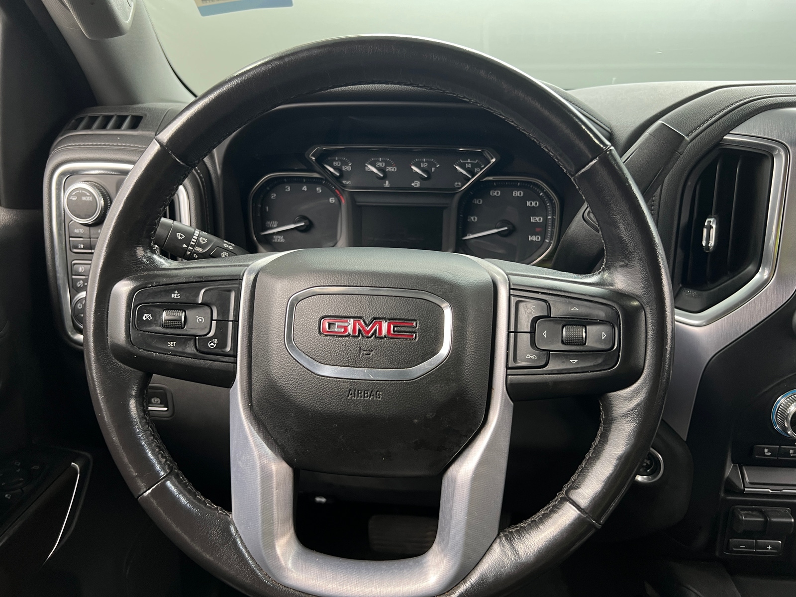 Thumbnail: 2020 GMC Sierra 1500 - 4
