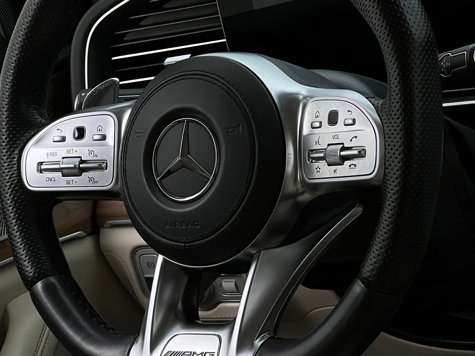 Thumbnail: 2022 Mercedes-Benz GLE - 4