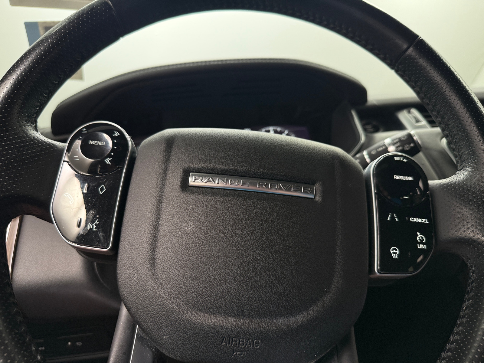 Thumbnail: 2019 Land Rover Range Rover Sport - 4
