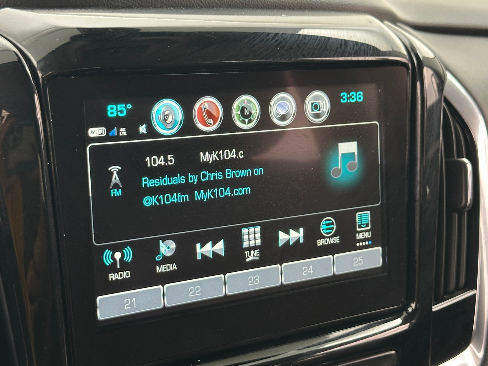 Thumbnail: 2019 Chevrolet Traverse - 3