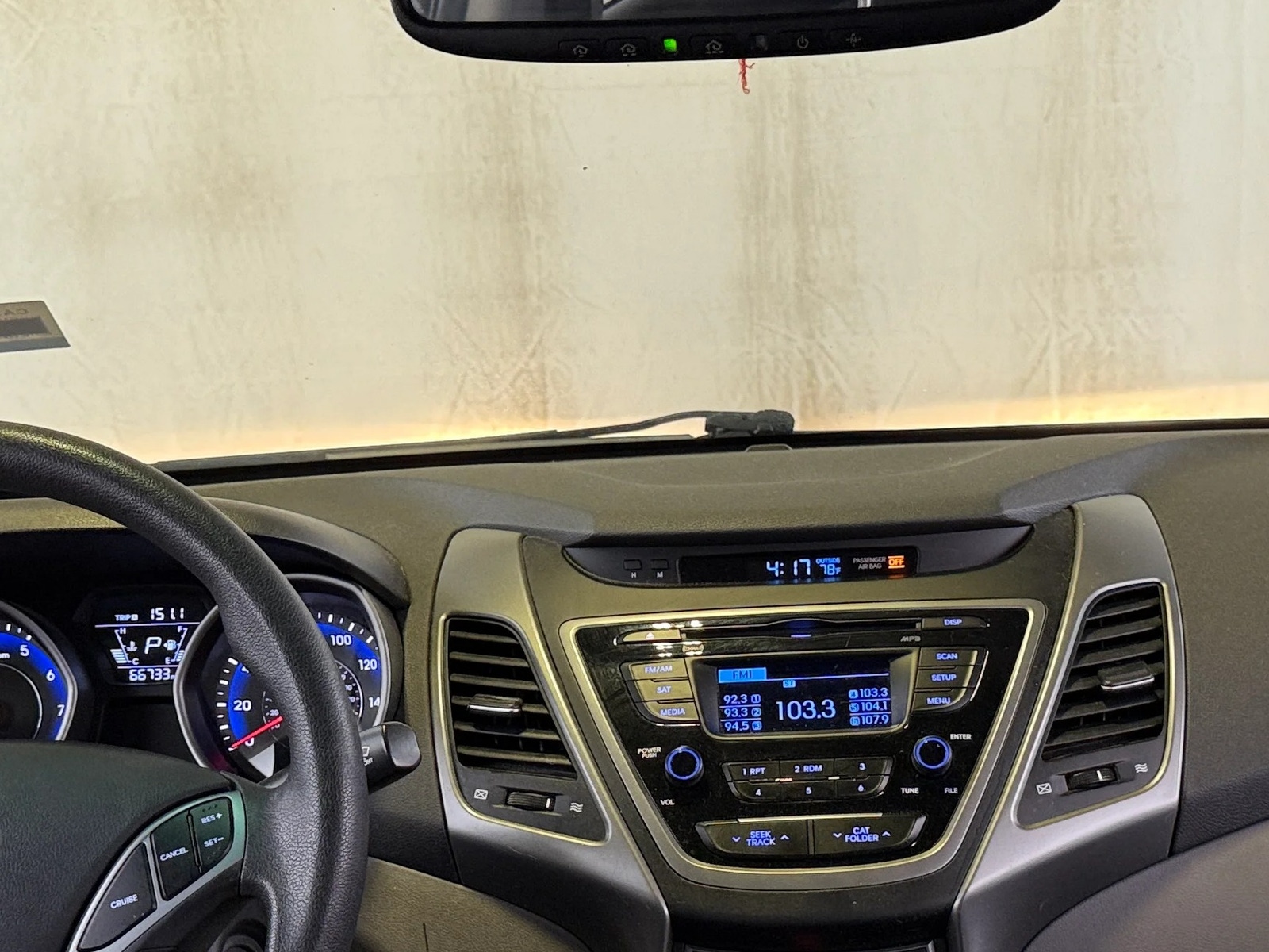 Thumbnail: 2016 Hyundai Elantra - 3