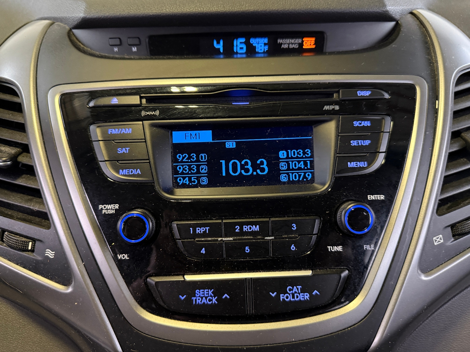 Thumbnail: 2016 Hyundai Elantra - 4