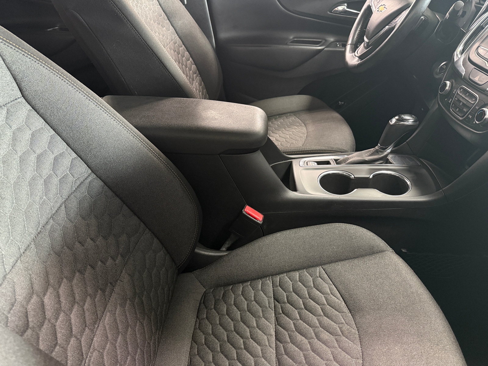 Thumbnail: 2018 Chevrolet Equinox - 2