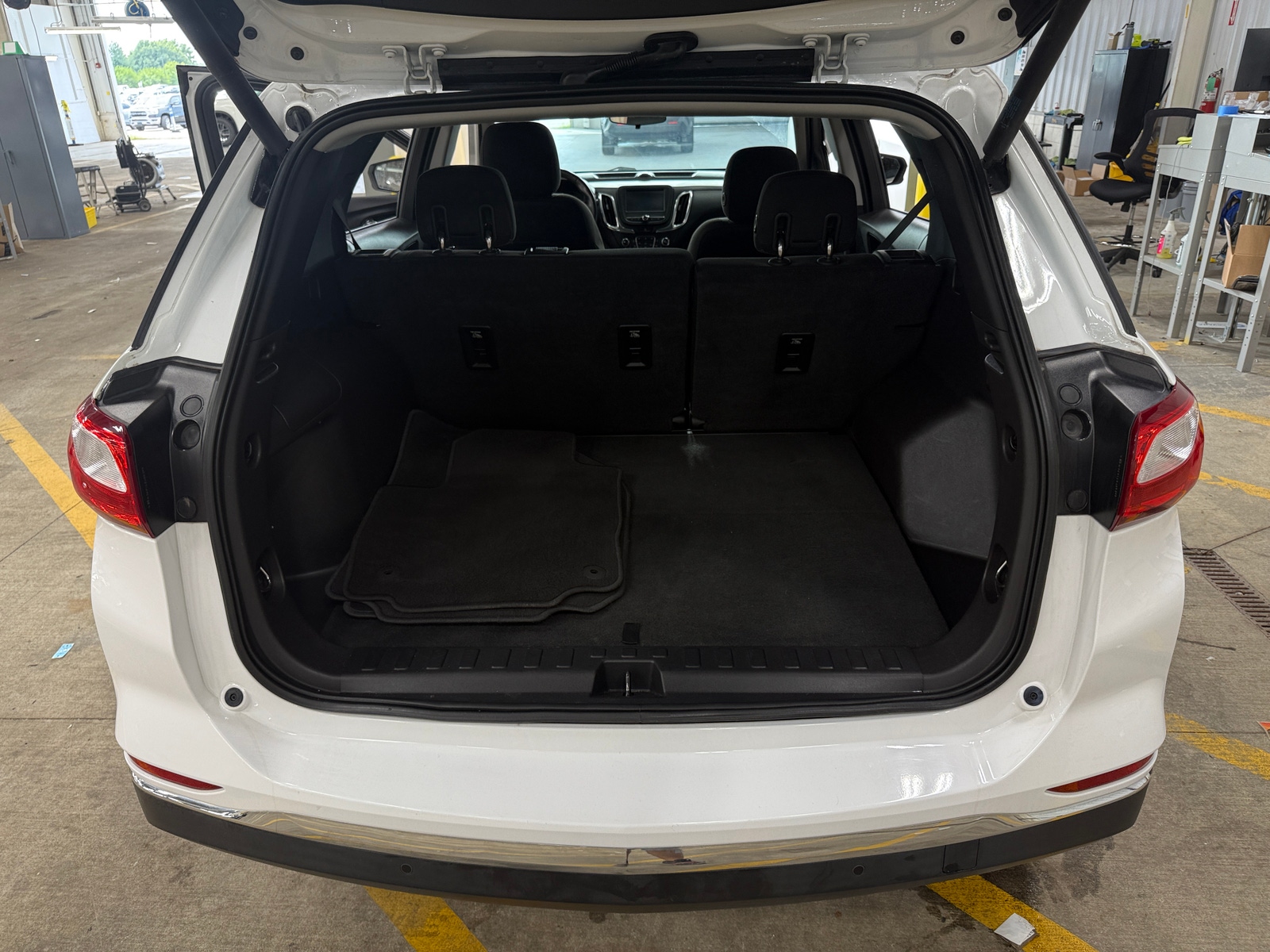 Thumbnail: 2018 Chevrolet Equinox - 7