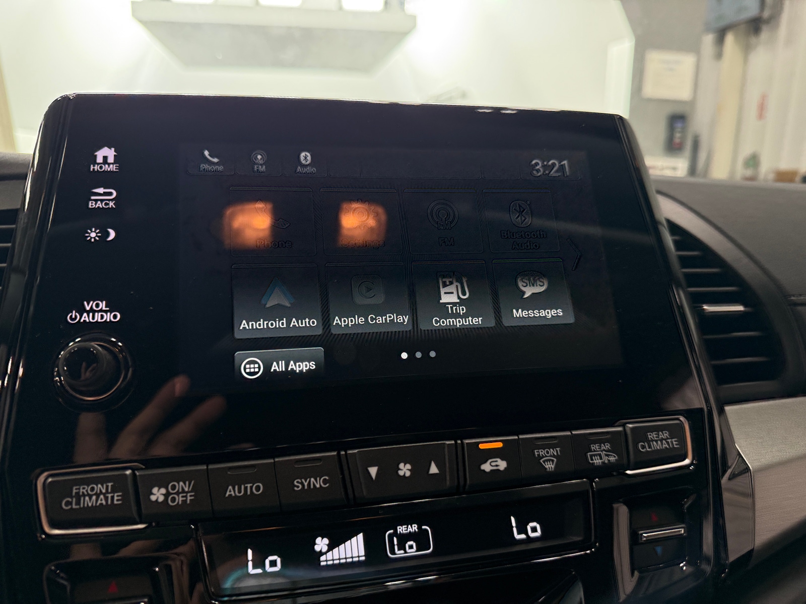Thumbnail: 2023 Honda Odyssey - 3