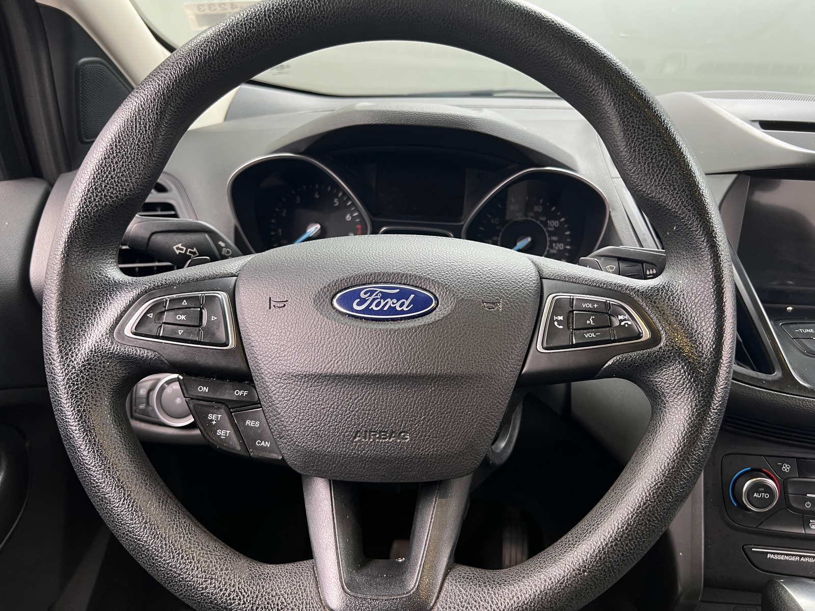 Thumbnail: 2017 Ford Escape - 5