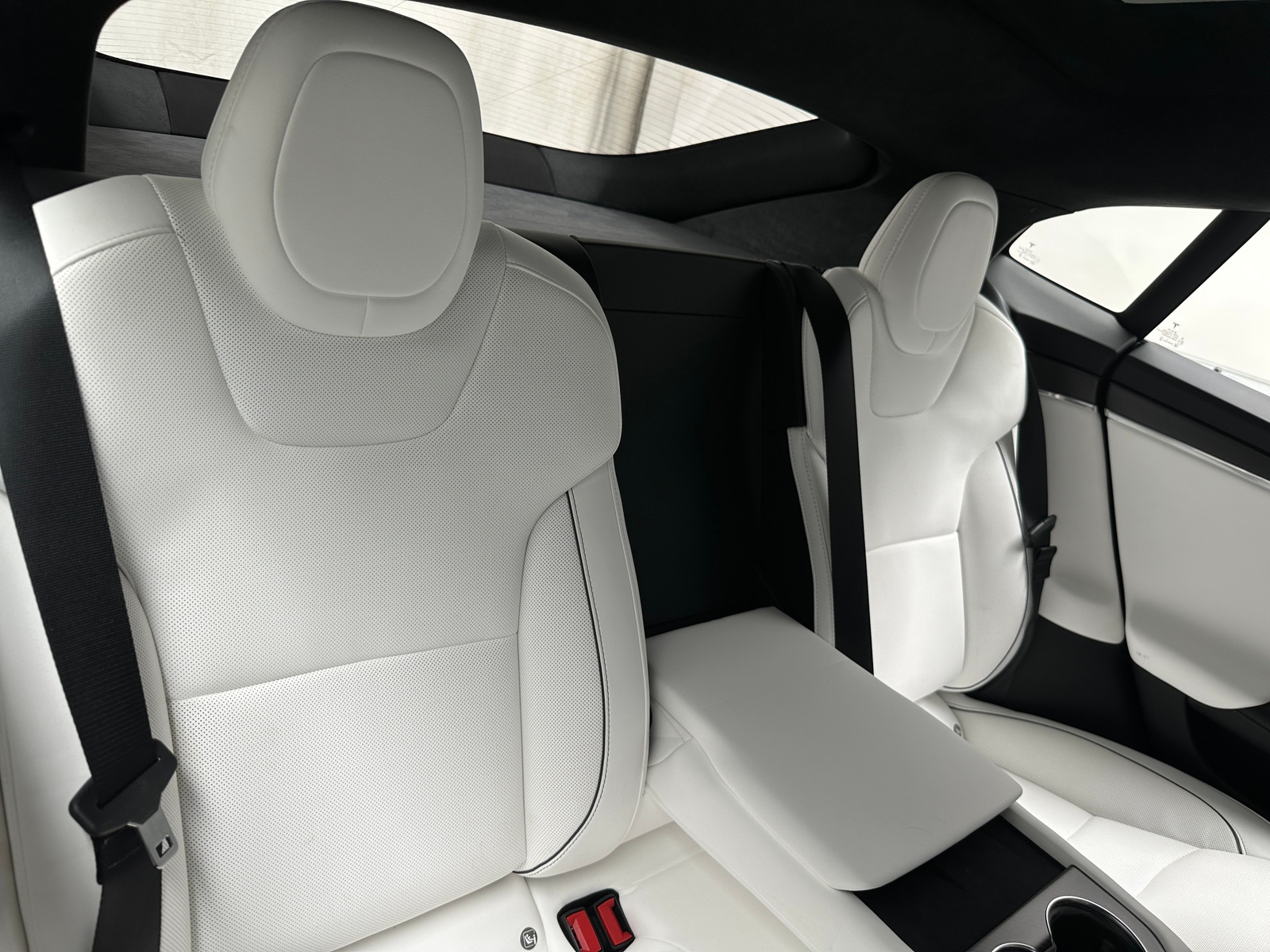 Thumbnail: 2022 Tesla Model S - 5