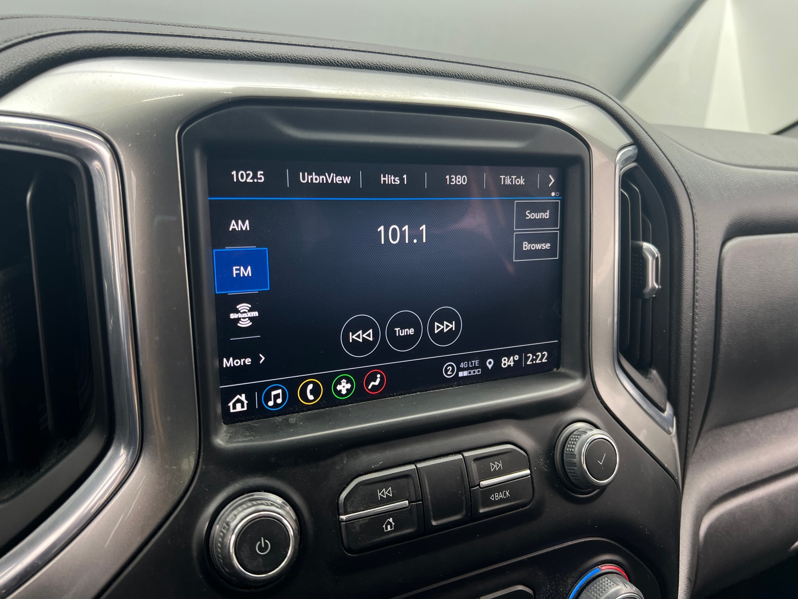 Thumbnail: 2021 Chevrolet Silverado 1500 - 4