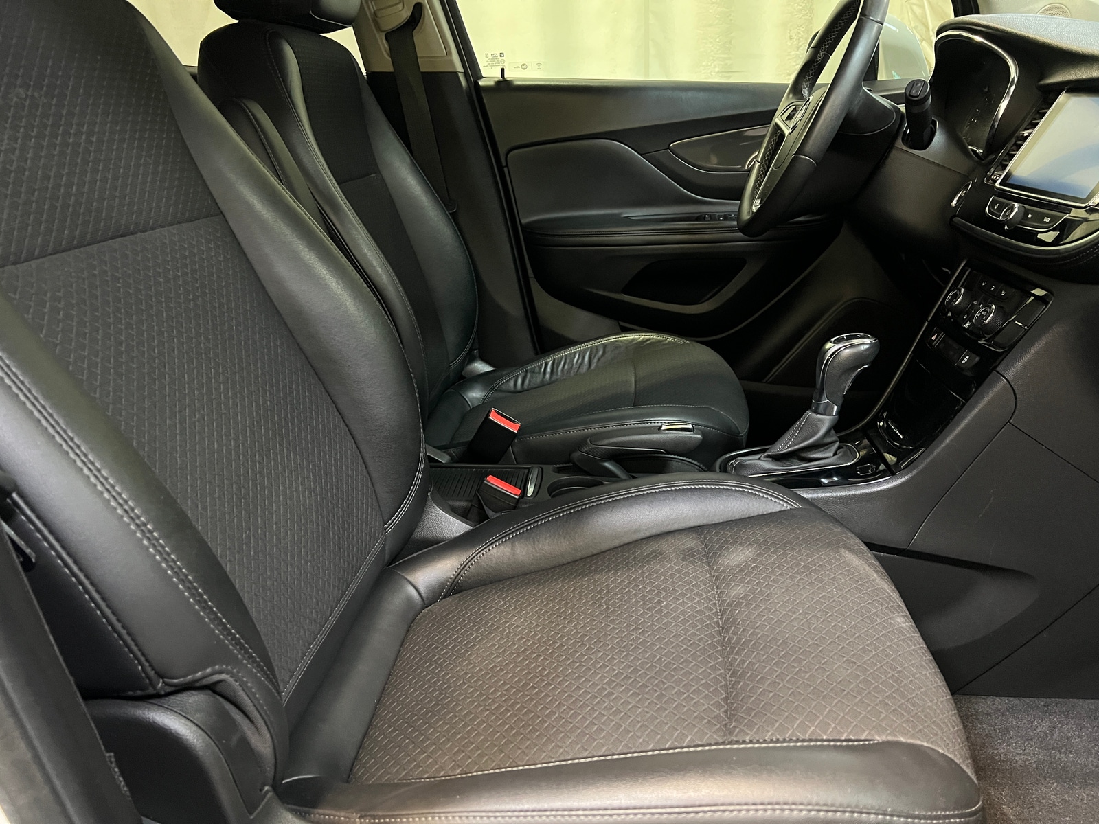 Thumbnail: 2017 Buick Encore - 2