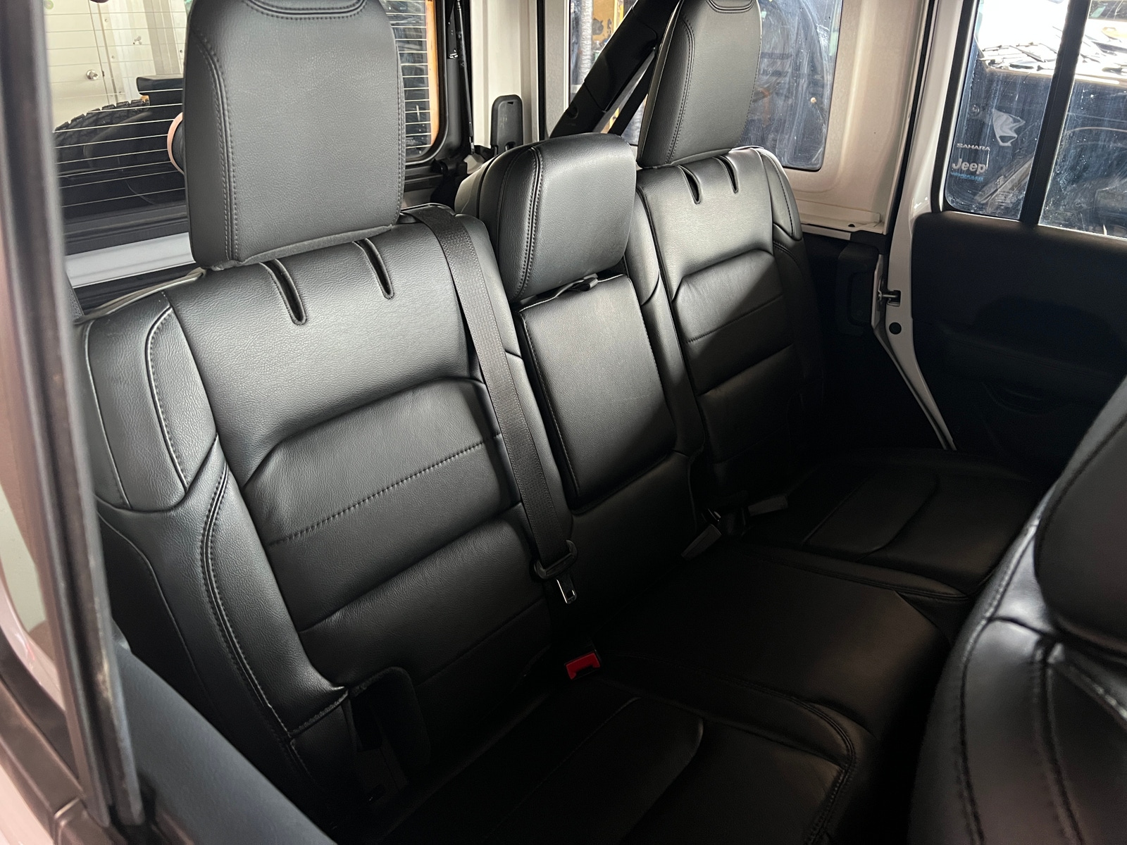 Thumbnail: 2021 Jeep Wrangler - 5