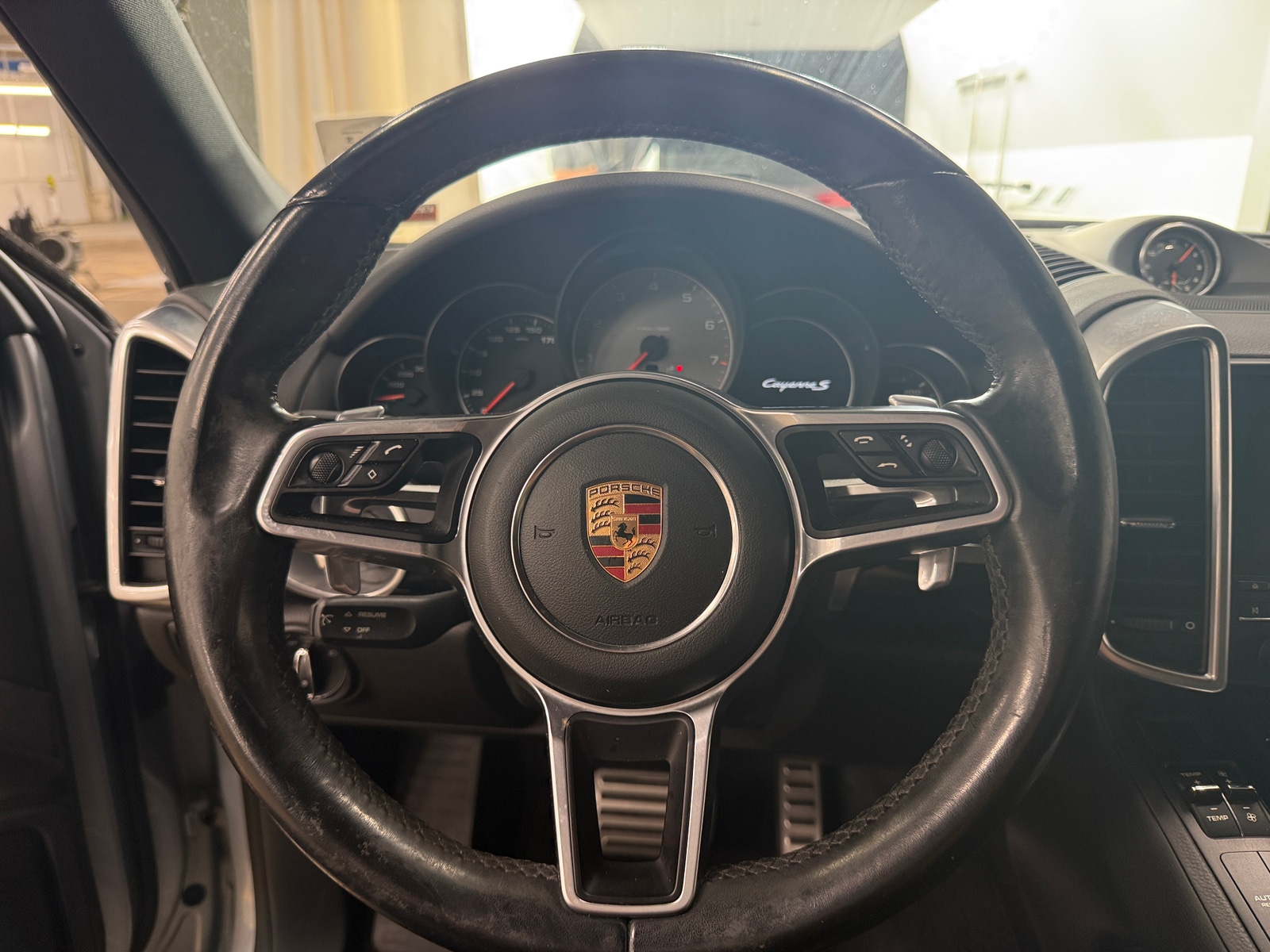 Thumbnail: 2017 Porsche Cayenne - 4