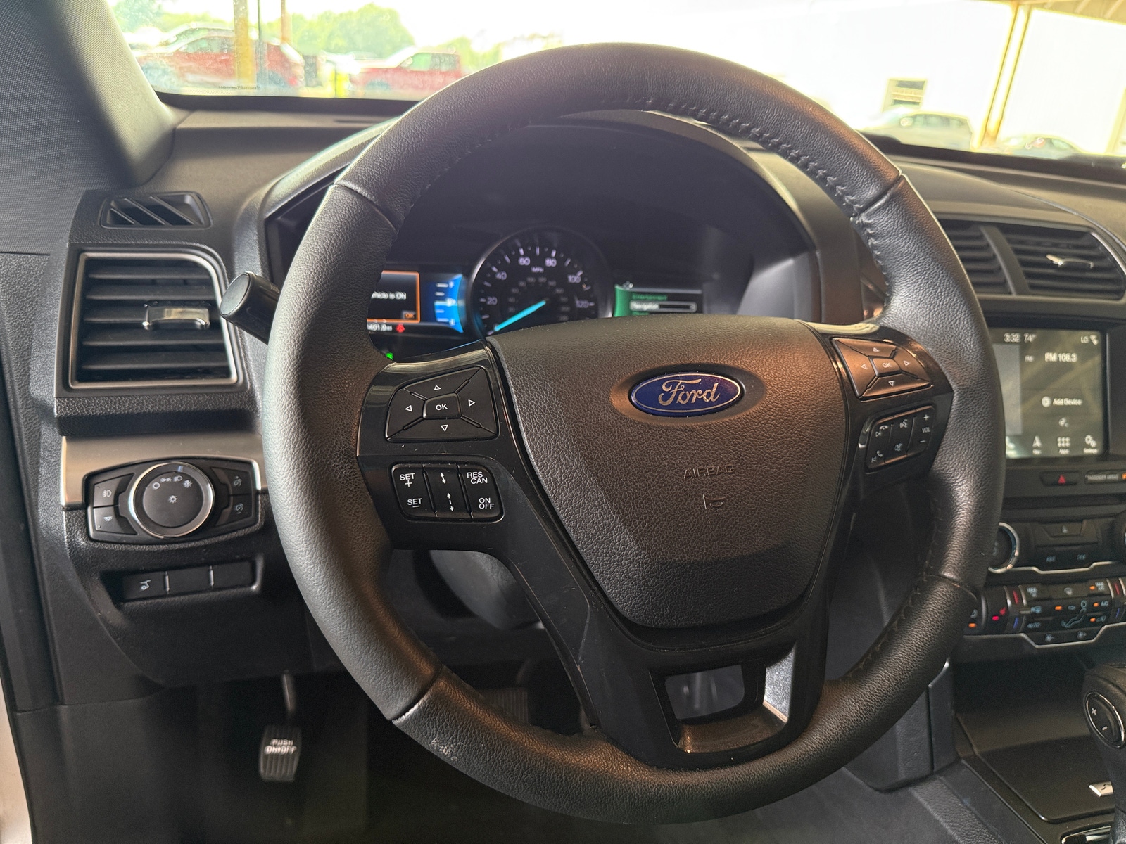 Thumbnail: 2018 Ford Explorer - 4