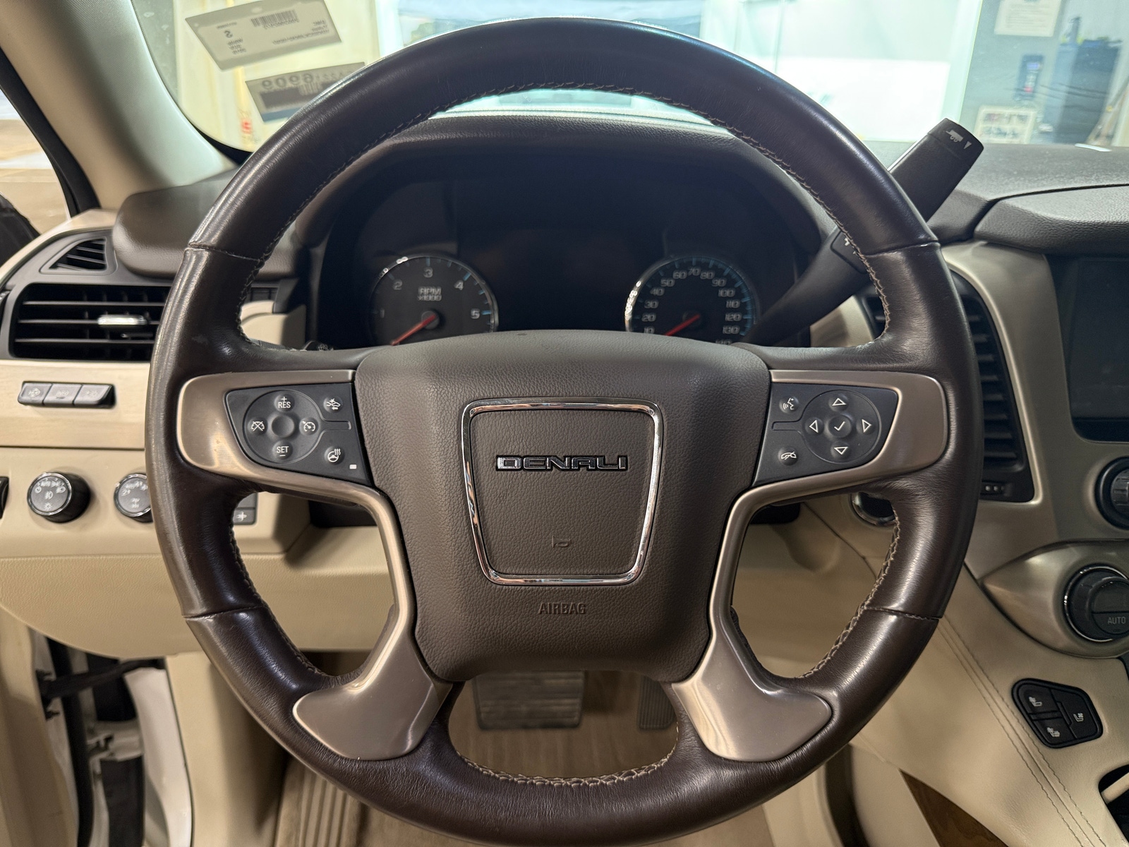 Thumbnail: 2019 GMC Yukon - 4