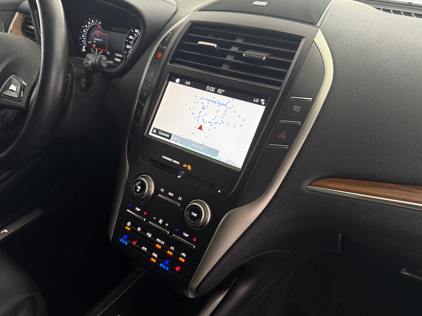 Thumbnail: 2019 Lincoln MKC - 3