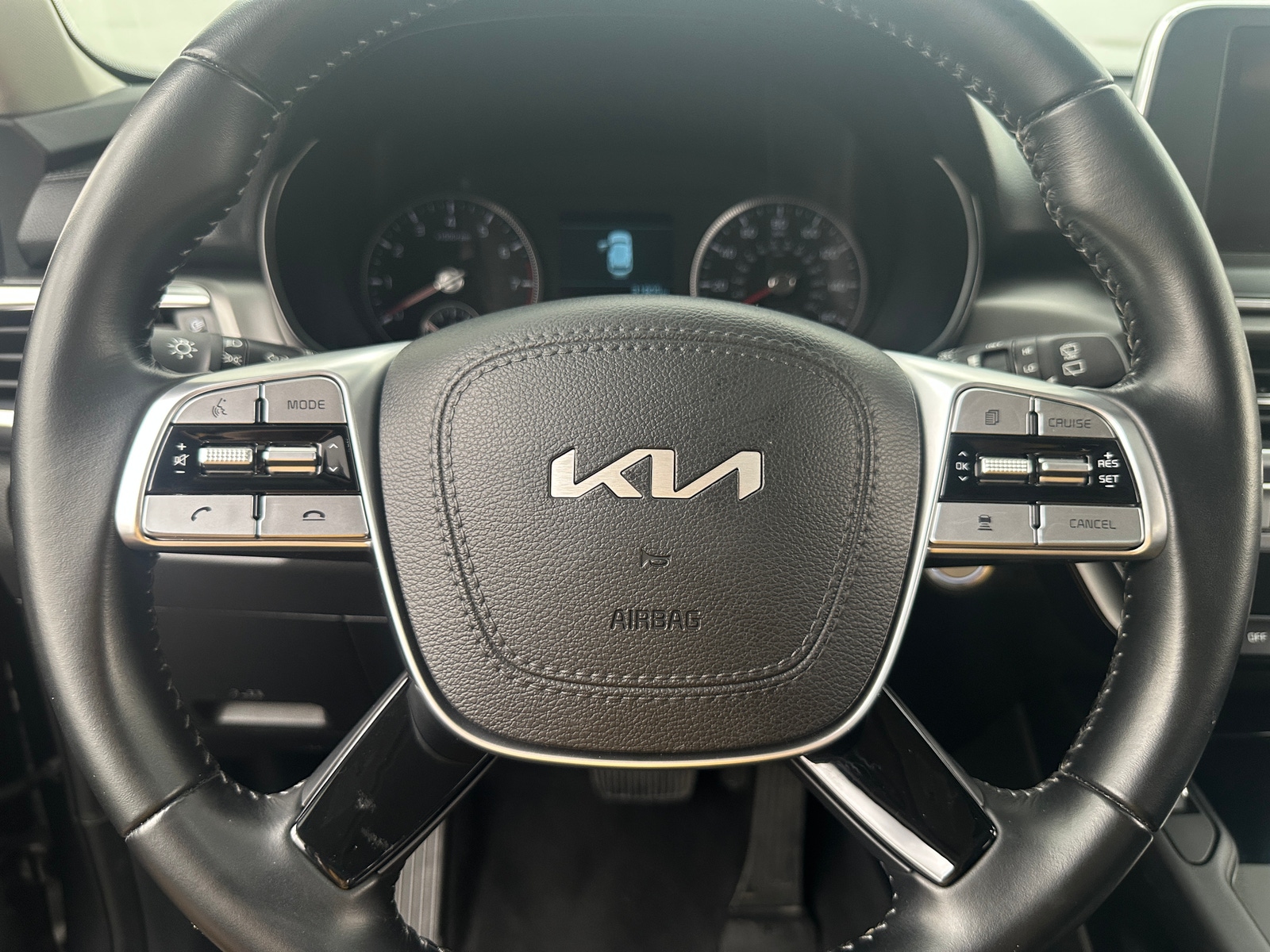 Thumbnail: 2022 Kia Telluride - 4